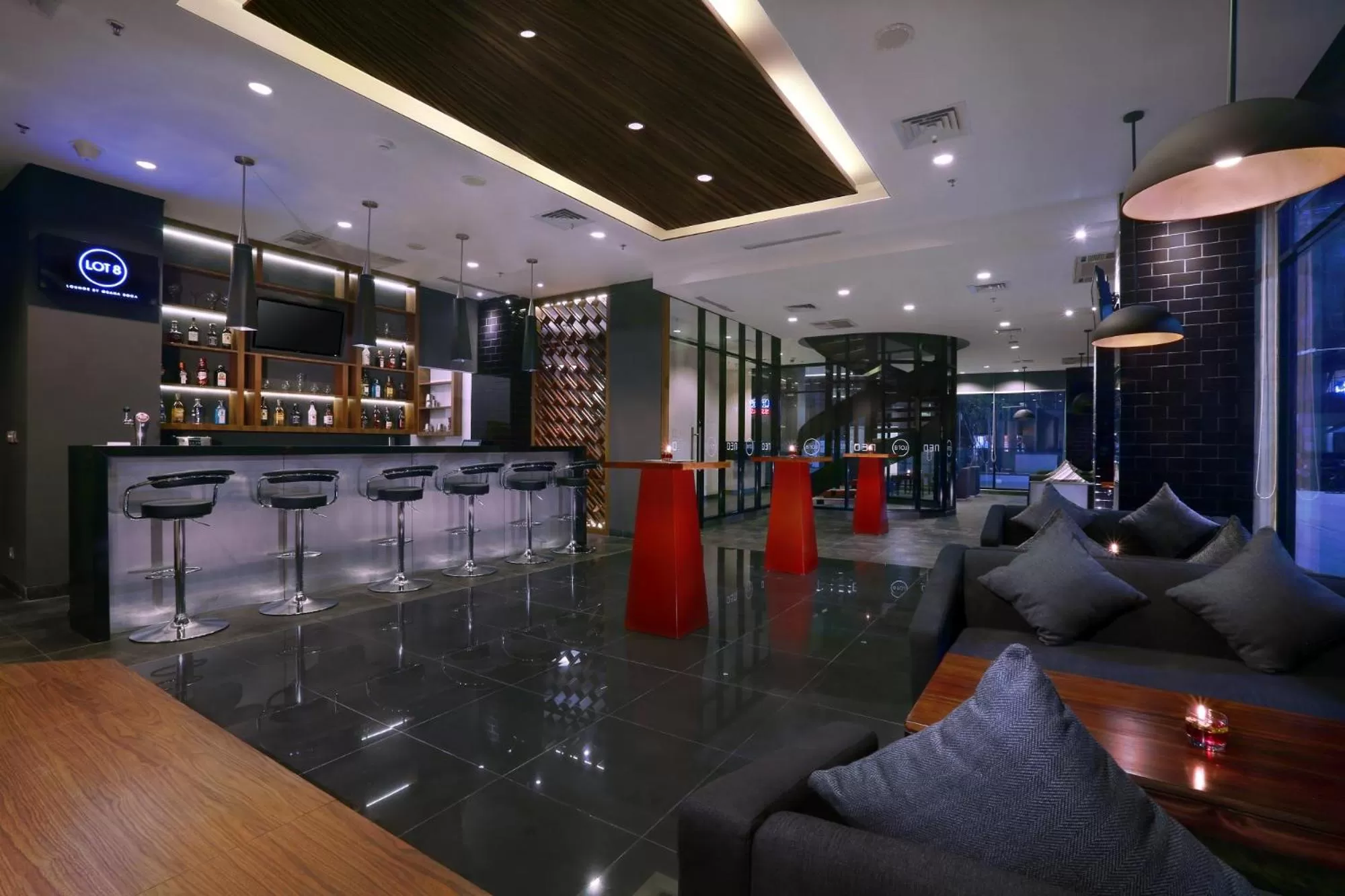 Lounge or bar in Hotel Neo+ Kebayoran Jakarta