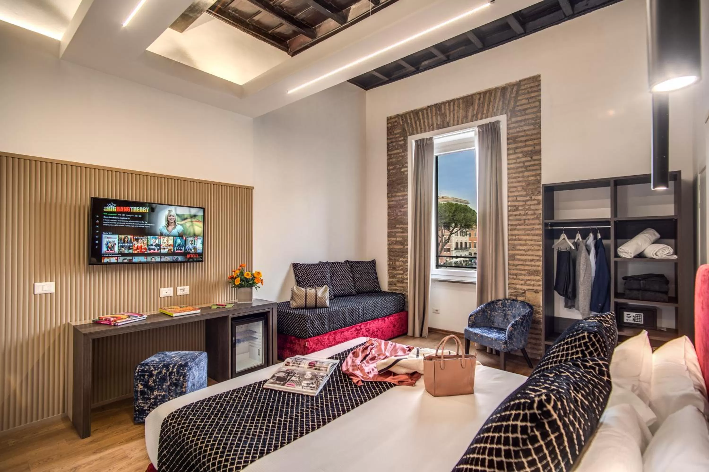 Bedroom, Bed in Little Queen Suite