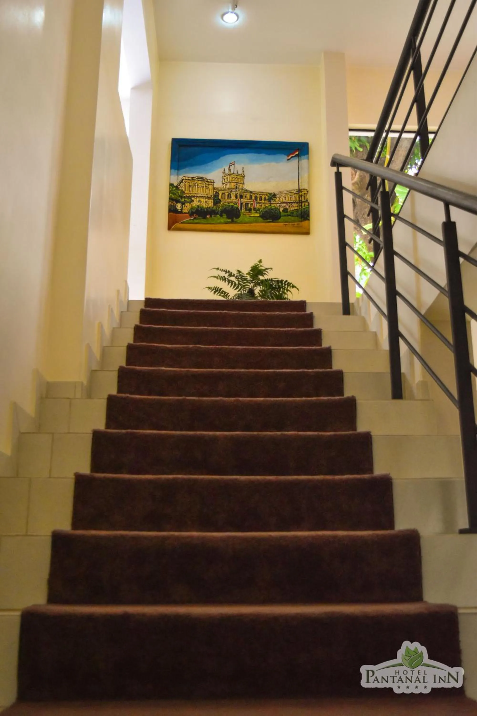 Staff in Hotel Pantanal Inn