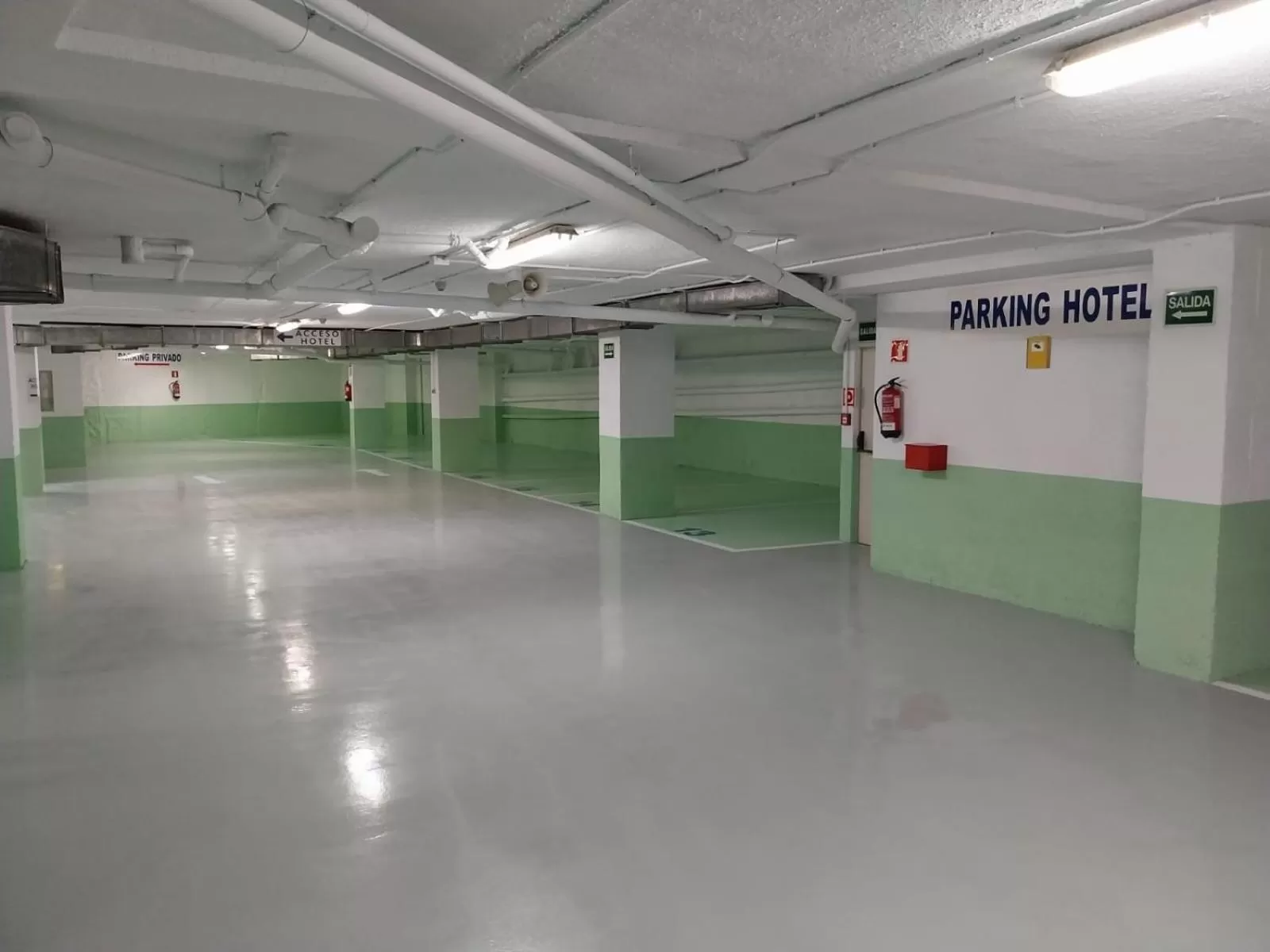 Parking in Silken Coliseum