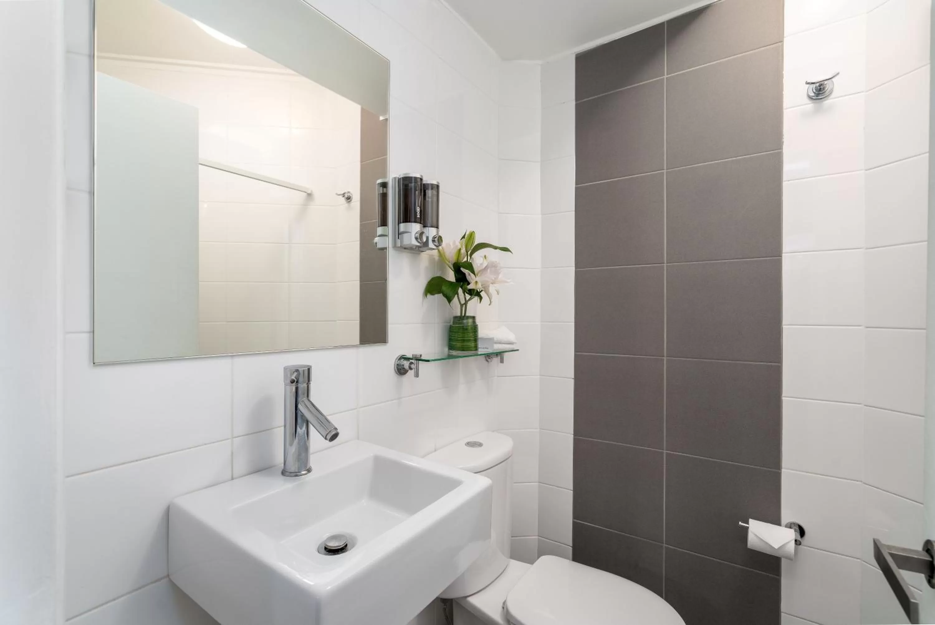 Bathroom in Park Regis City Centre