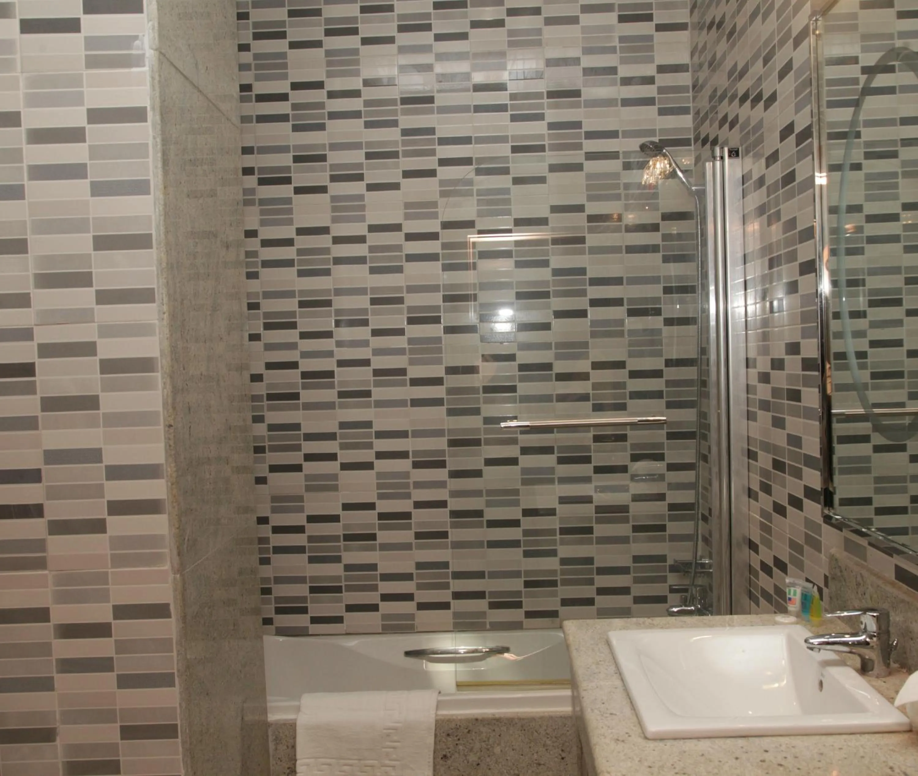 Bathroom in Swiss International Mabisel Port Harcourt