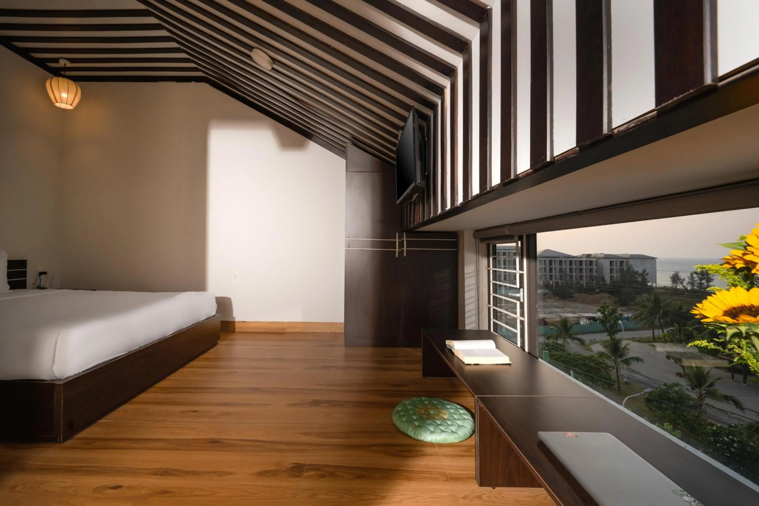 Bed in Viet Long Hoian Beach Hotel - STAY 24H