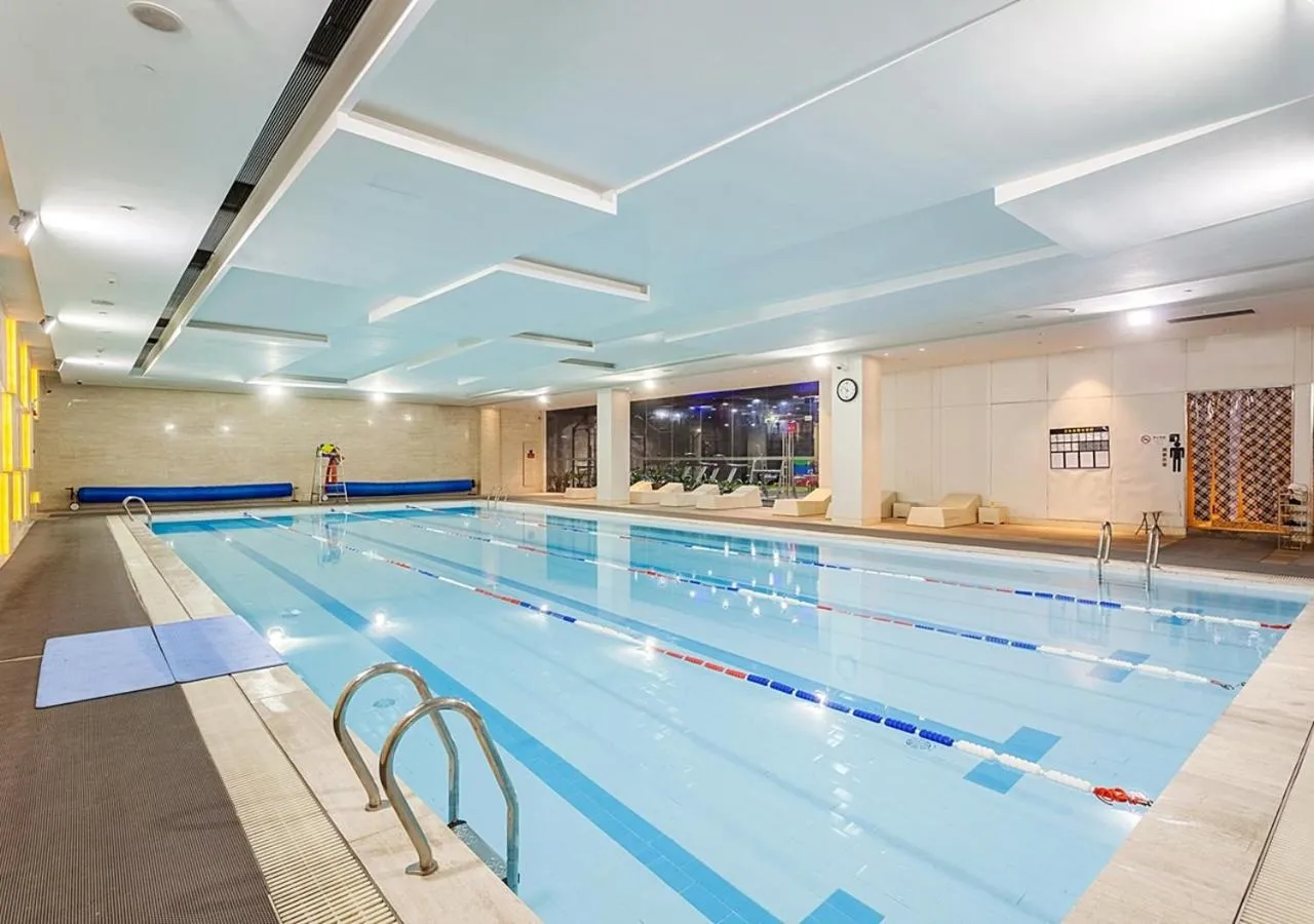 Swimming Pool in Radisson Exhibition Center Shanghai