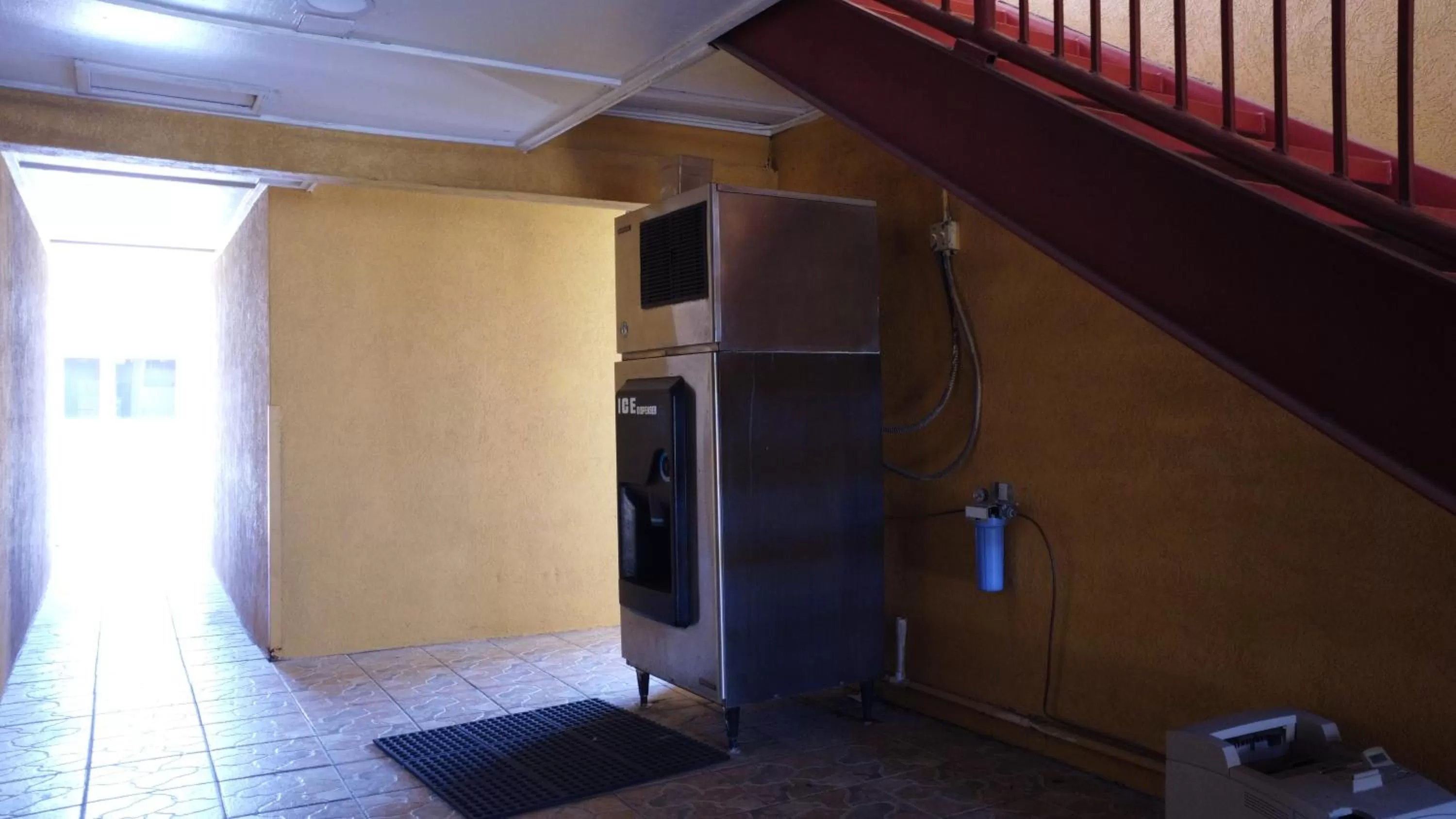 Property building in Super 8 by Wyndham Kingsville