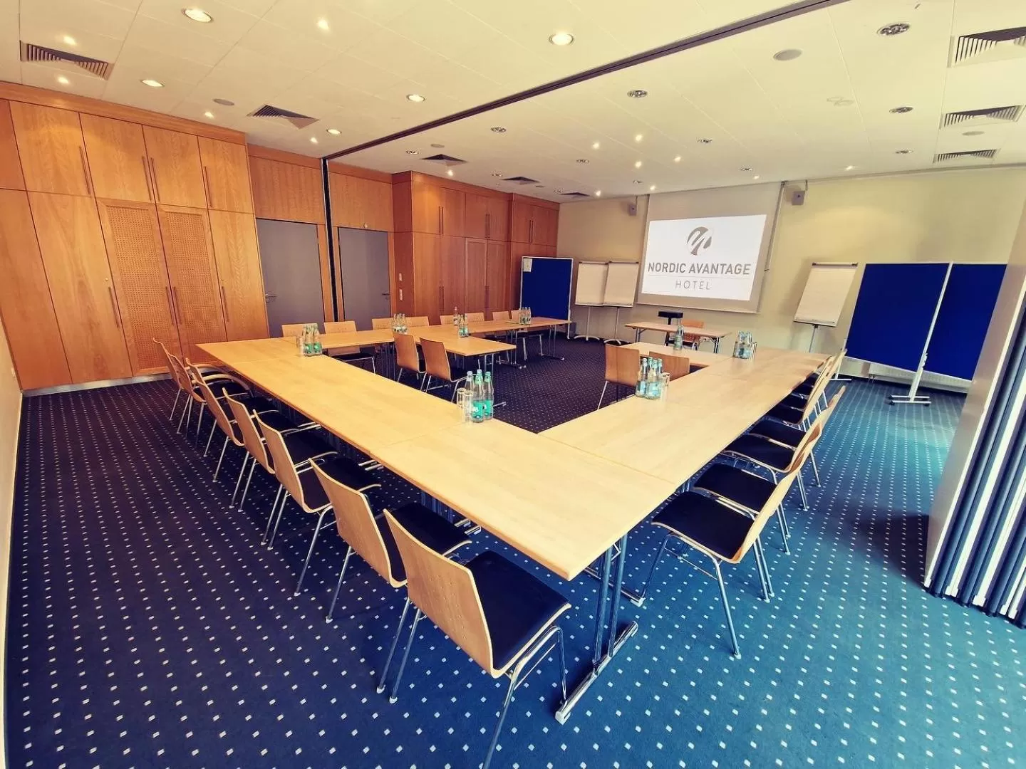 Meeting/conference room in Nordic Avantage Hotel