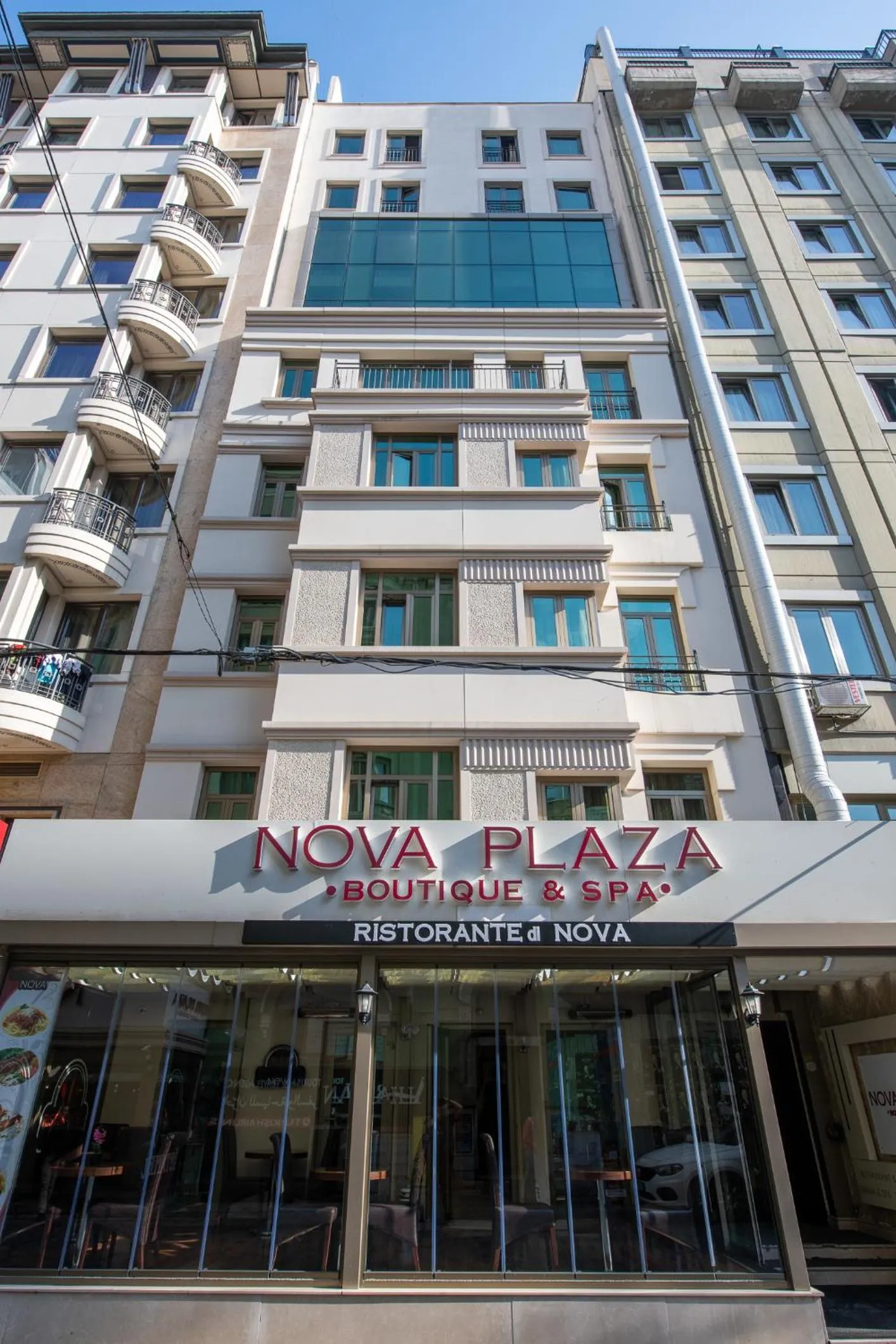 Facade/entrance in Nova Plaza Boutique Hotel & Spa