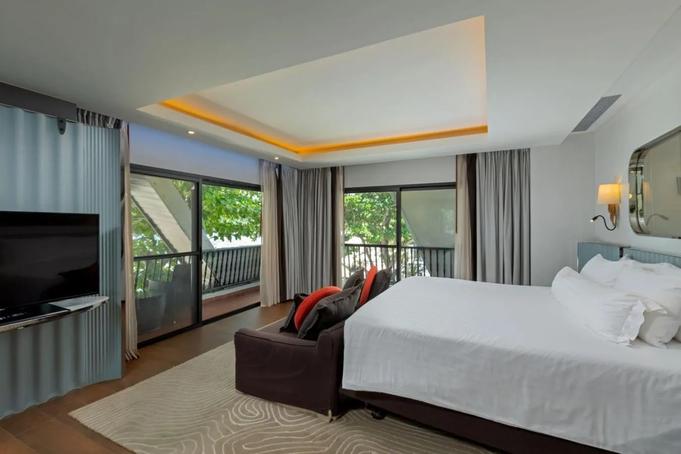 Bed in The Boathouse Phuket-SHA Plus