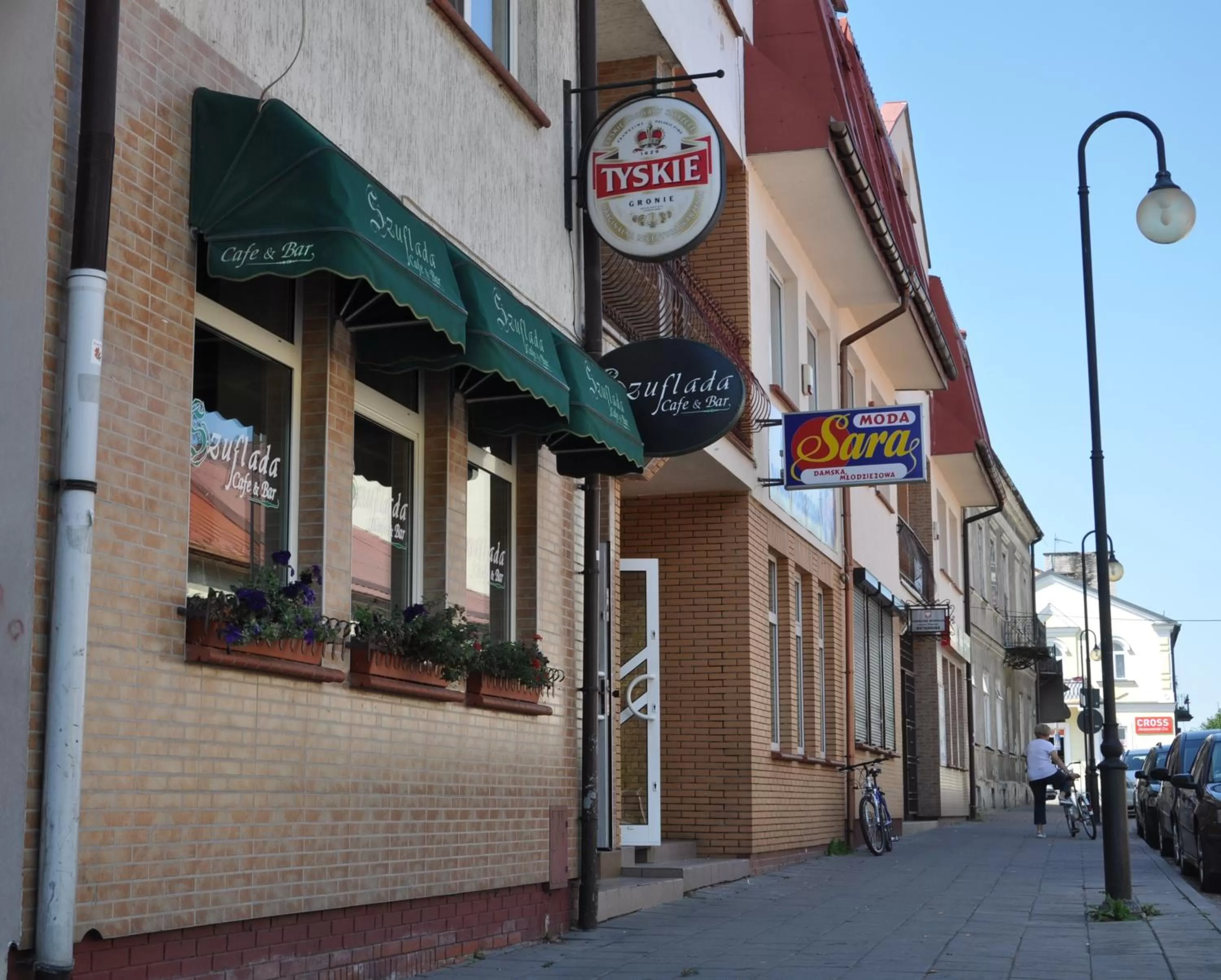Facade/entrance, Property Building in Szuflada