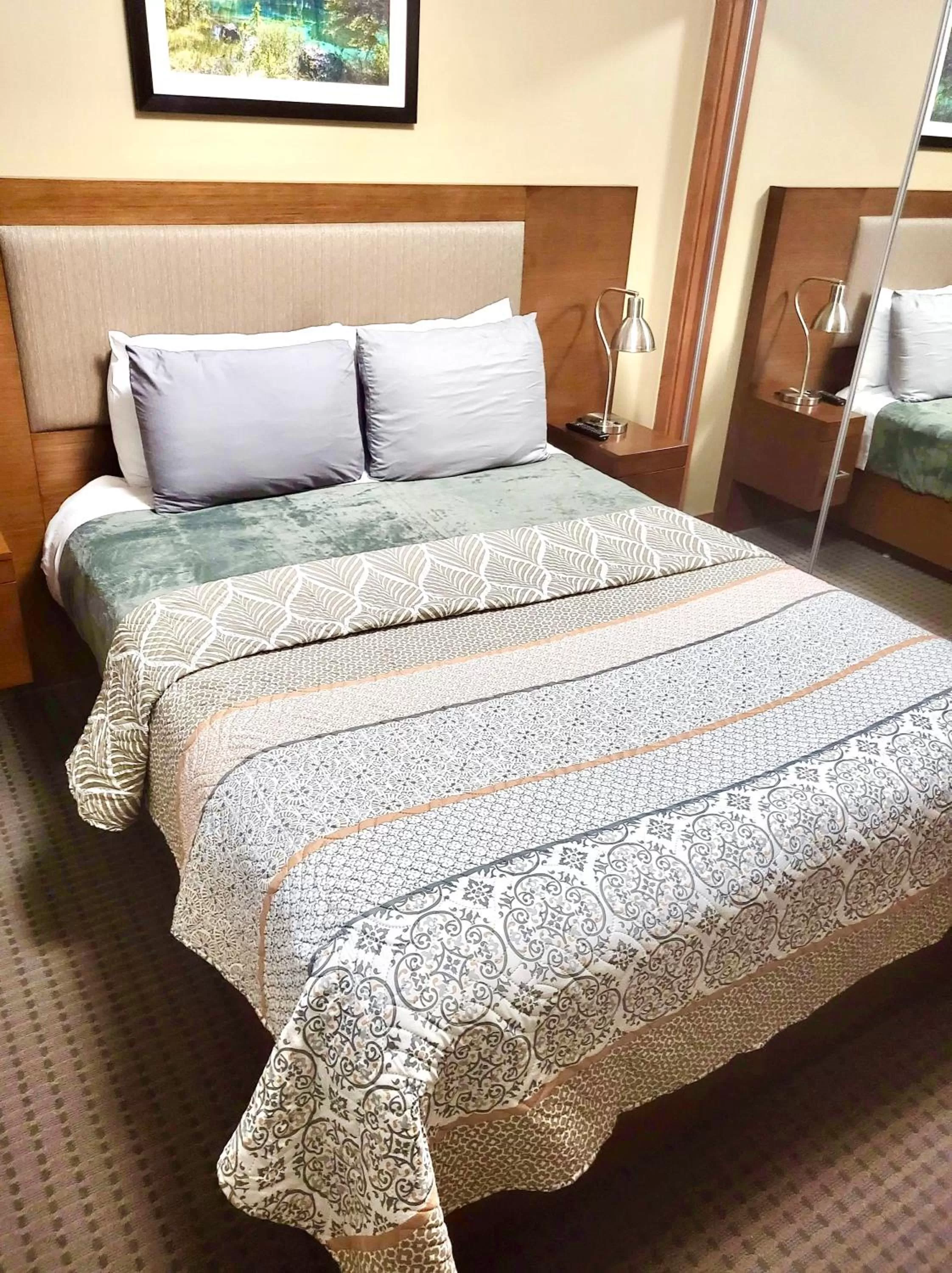 Bed in B&B Falcon Crest Lodge 1BR 1Pullout