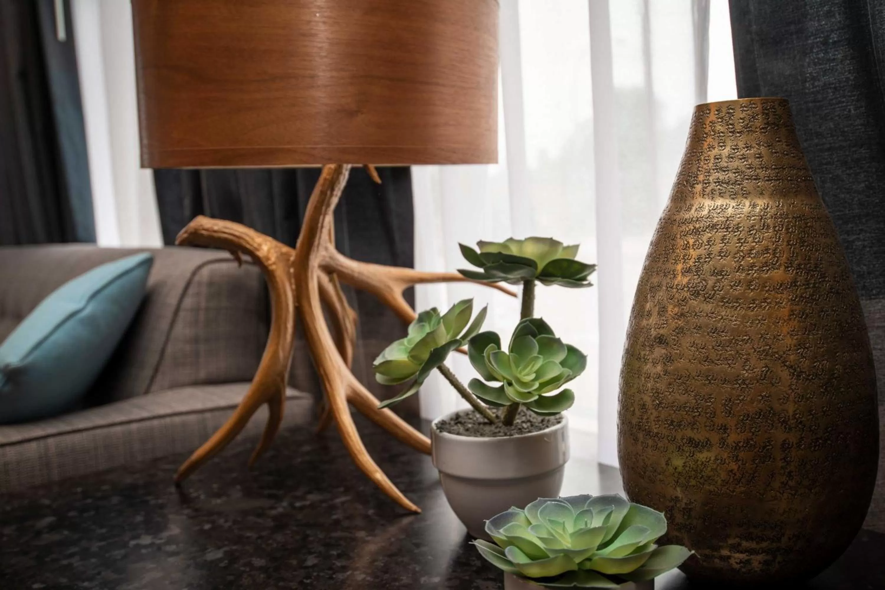 Lobby or reception in Sandman Hotel Vernon