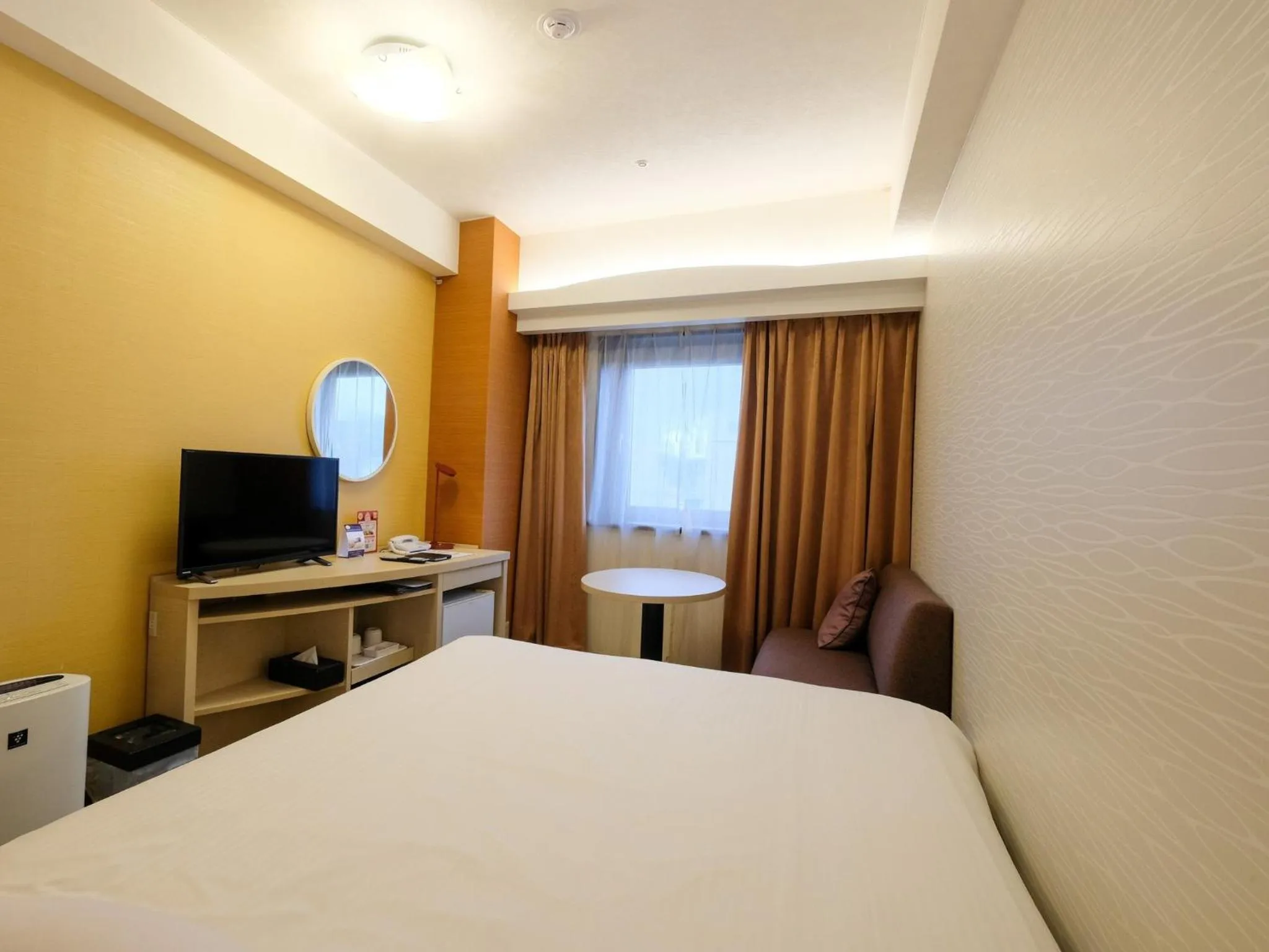 View (from property/room), Bed in Hotel Buena Vista