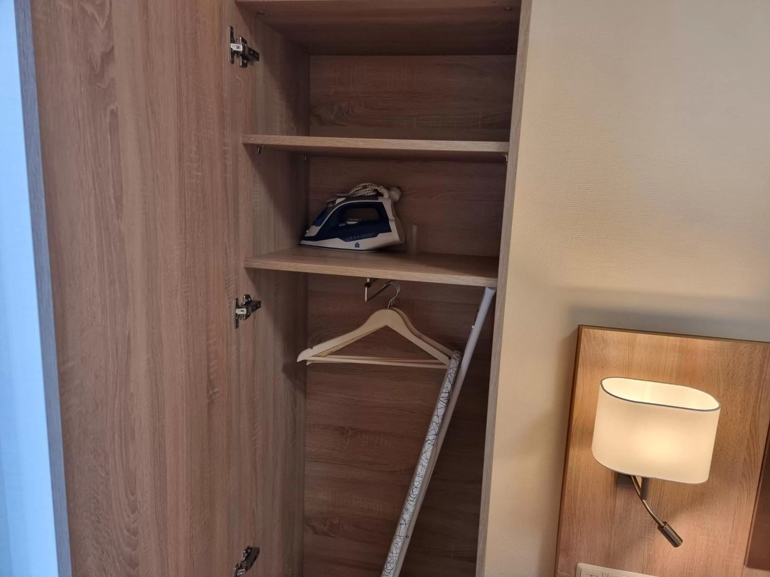 furniture in Gästehaus Grunewald Bed & Breakfast