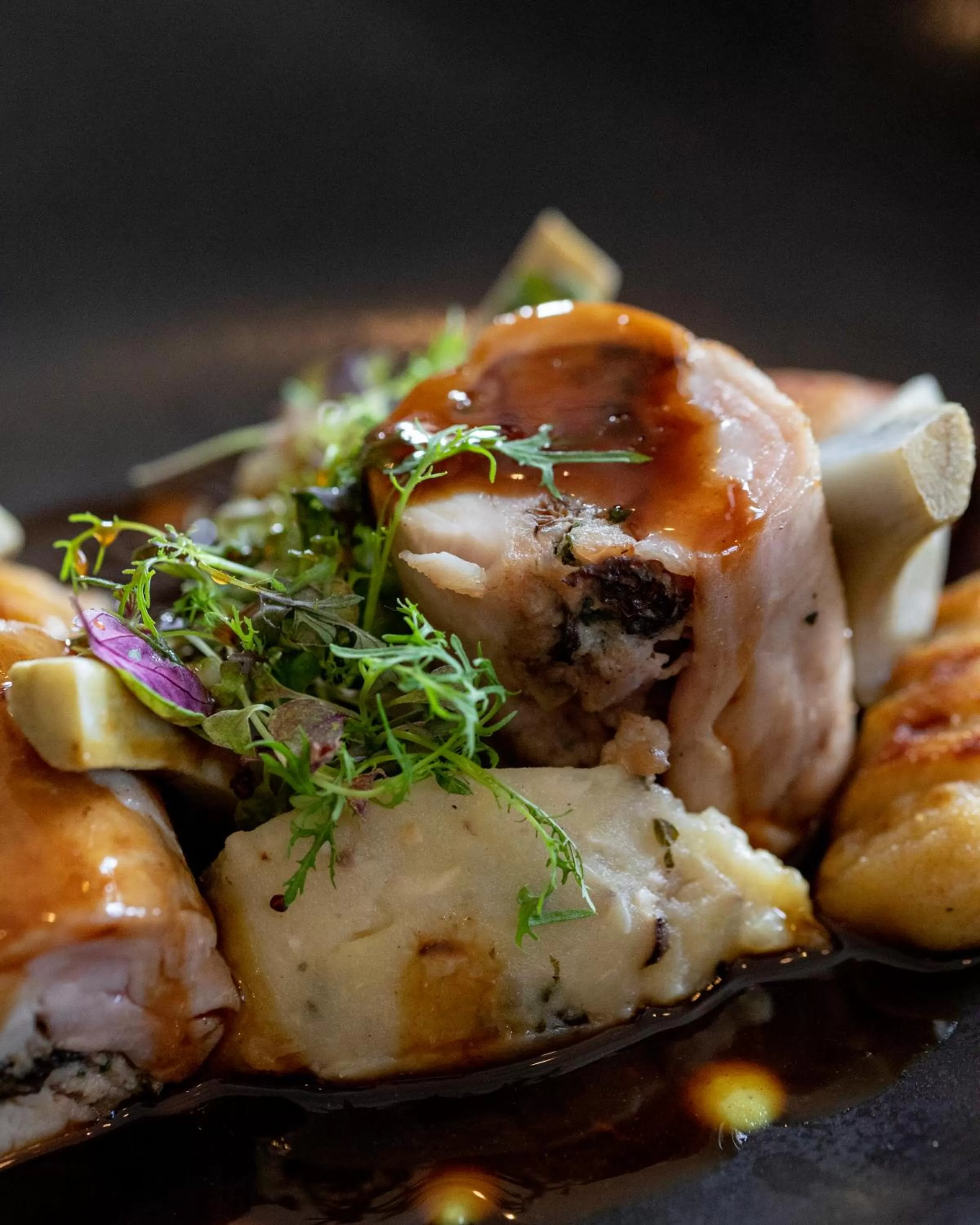 Restaurant/places to eat in Ermitage De Corton - Teritoria