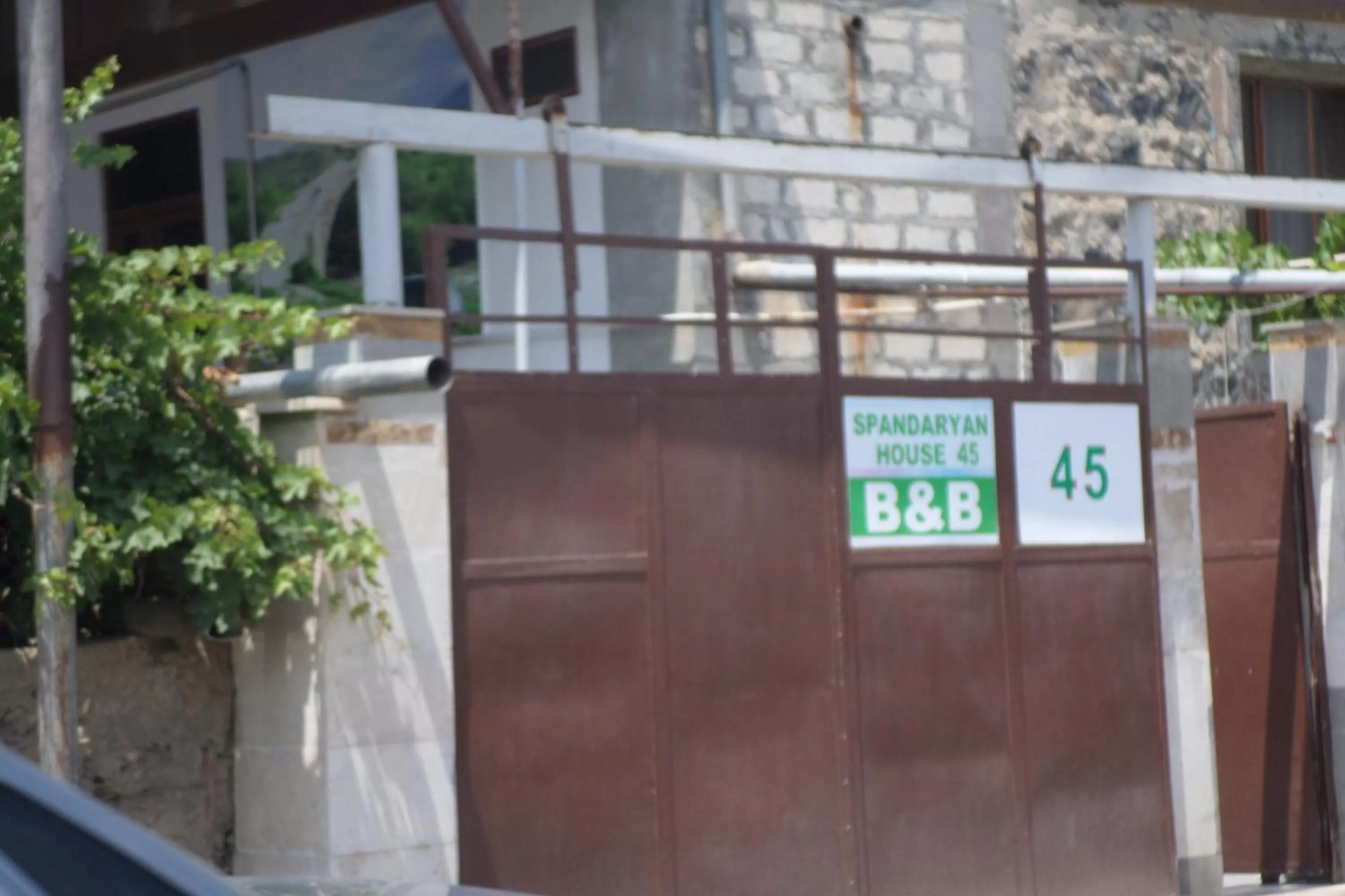Facade/entrance in Spandaryan House