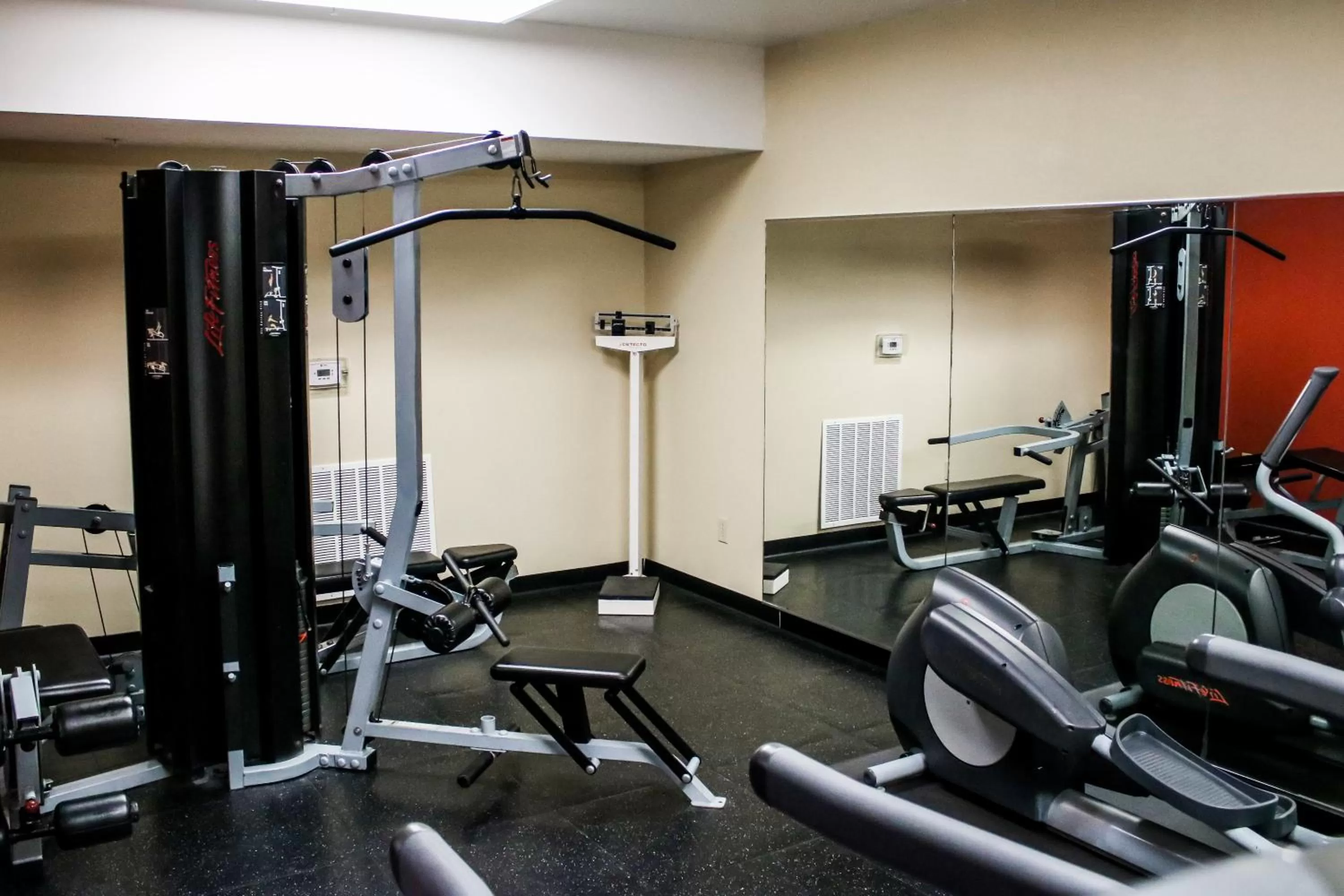 Fitness centre/facilities in Country Inn & Suites by Radisson, Richmond West at I-64, VA