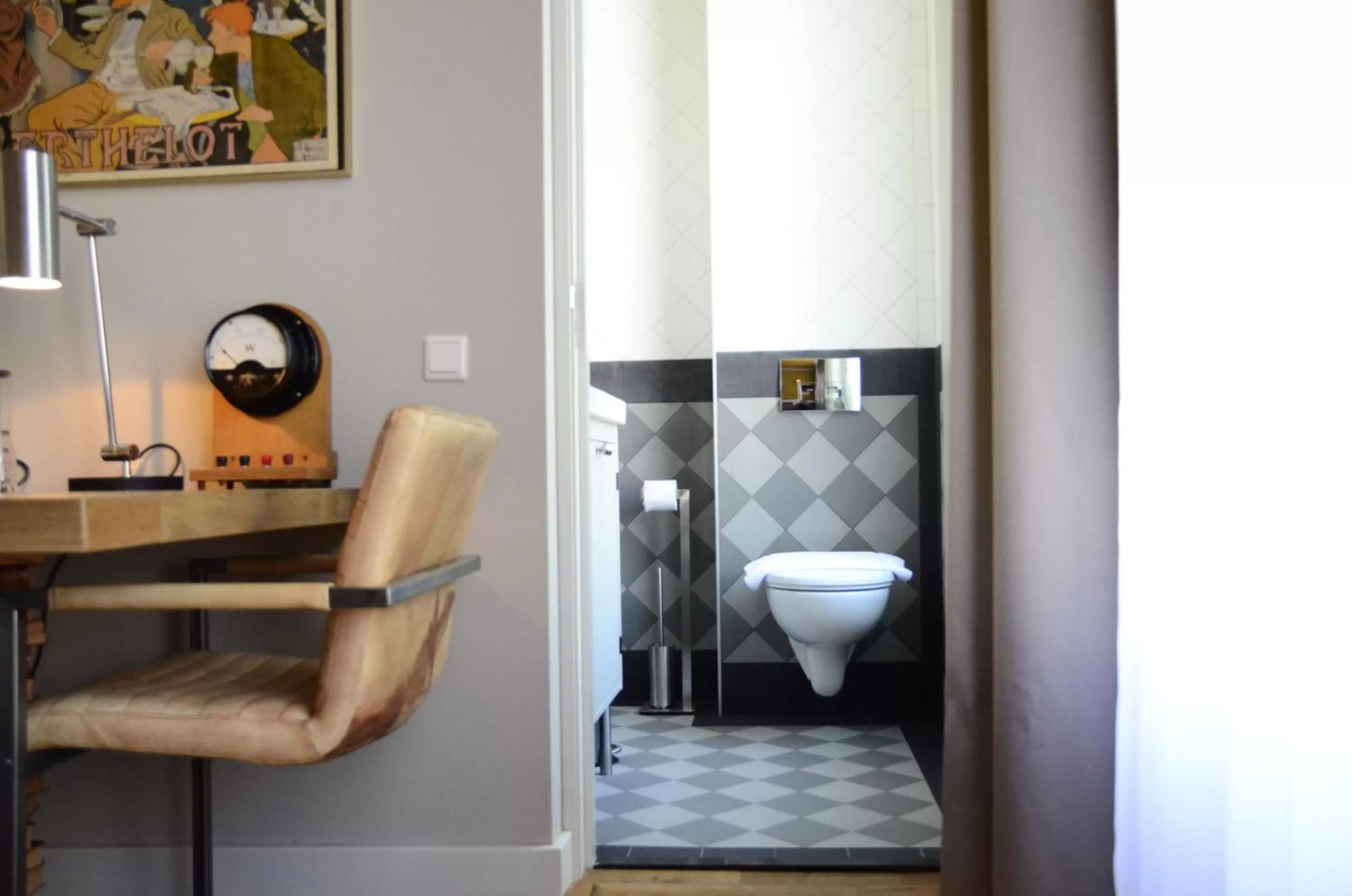 Decorative detail in Hotel Sleep-Inn Box 5