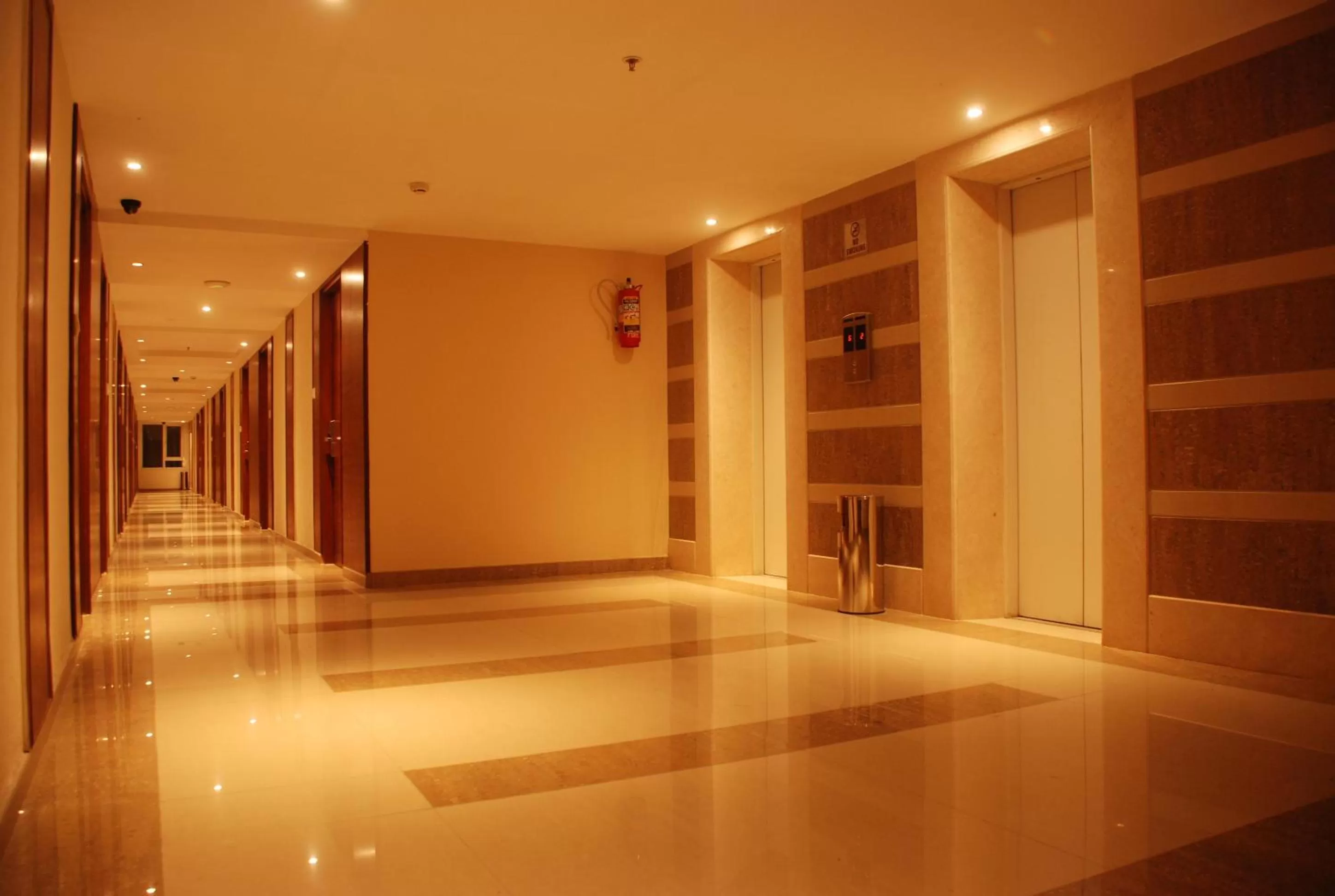 Inner courtyard view in PLA Krishna Inn