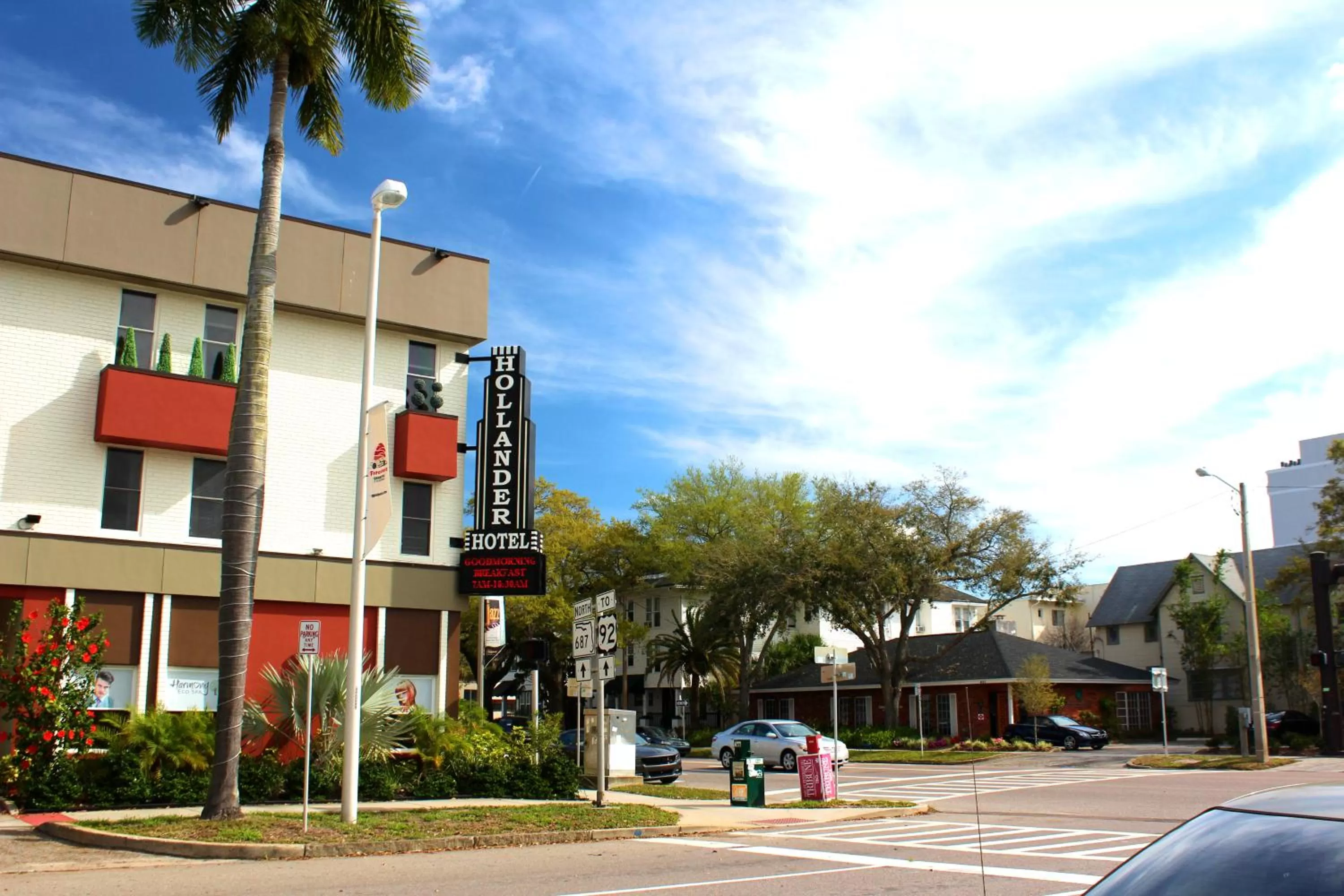 Facade/entrance in Hollander Hotel - Downtown St. Petersburg