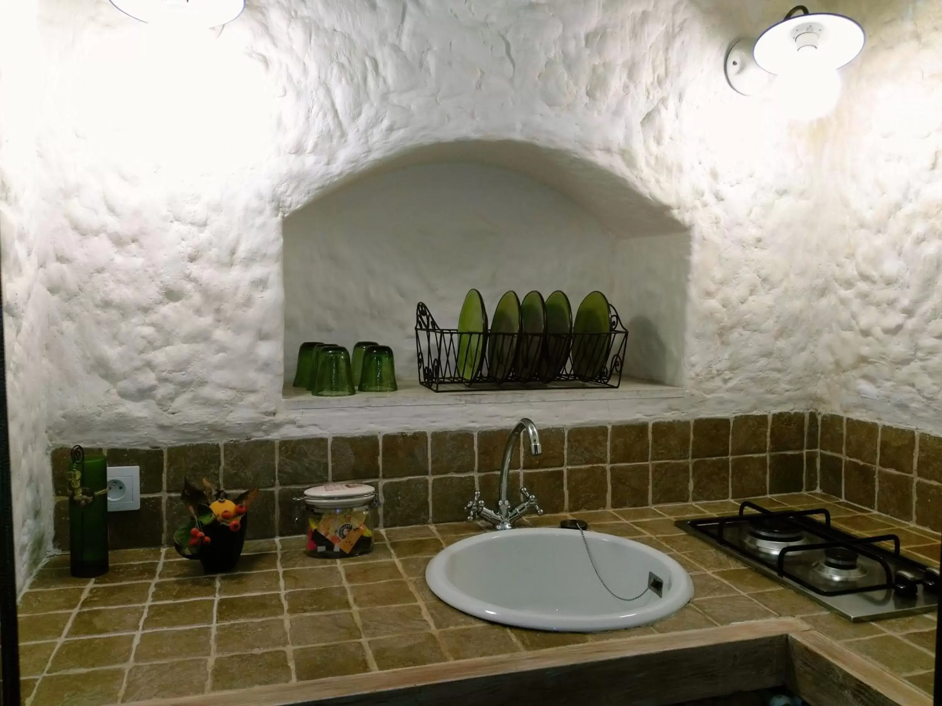 Deluxe Double Room (2 Adults + 1 Child) - Oasis in Troglodelice Deluxe Double Room (2 Adults + 1 Child) - Oasis in Troglodelice