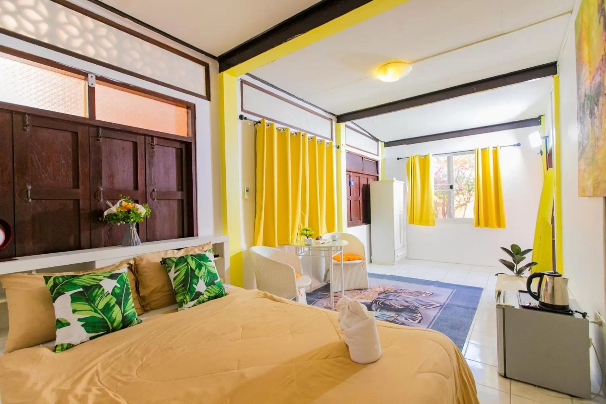 Bed in MANDARIN LODGE by victor