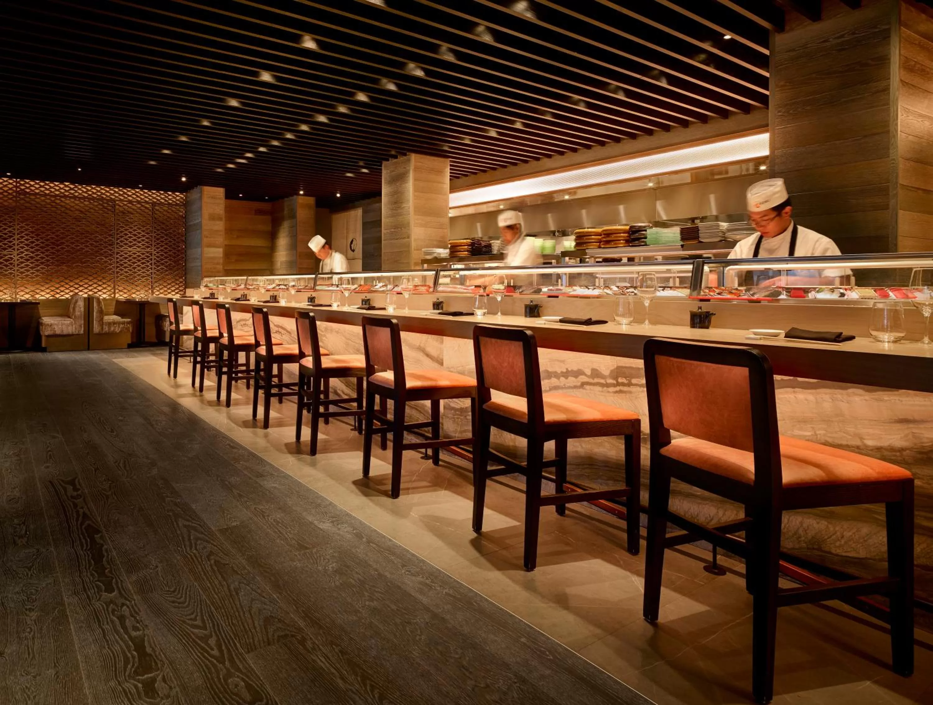 Lounge or bar in Nobu Hotel Chicago