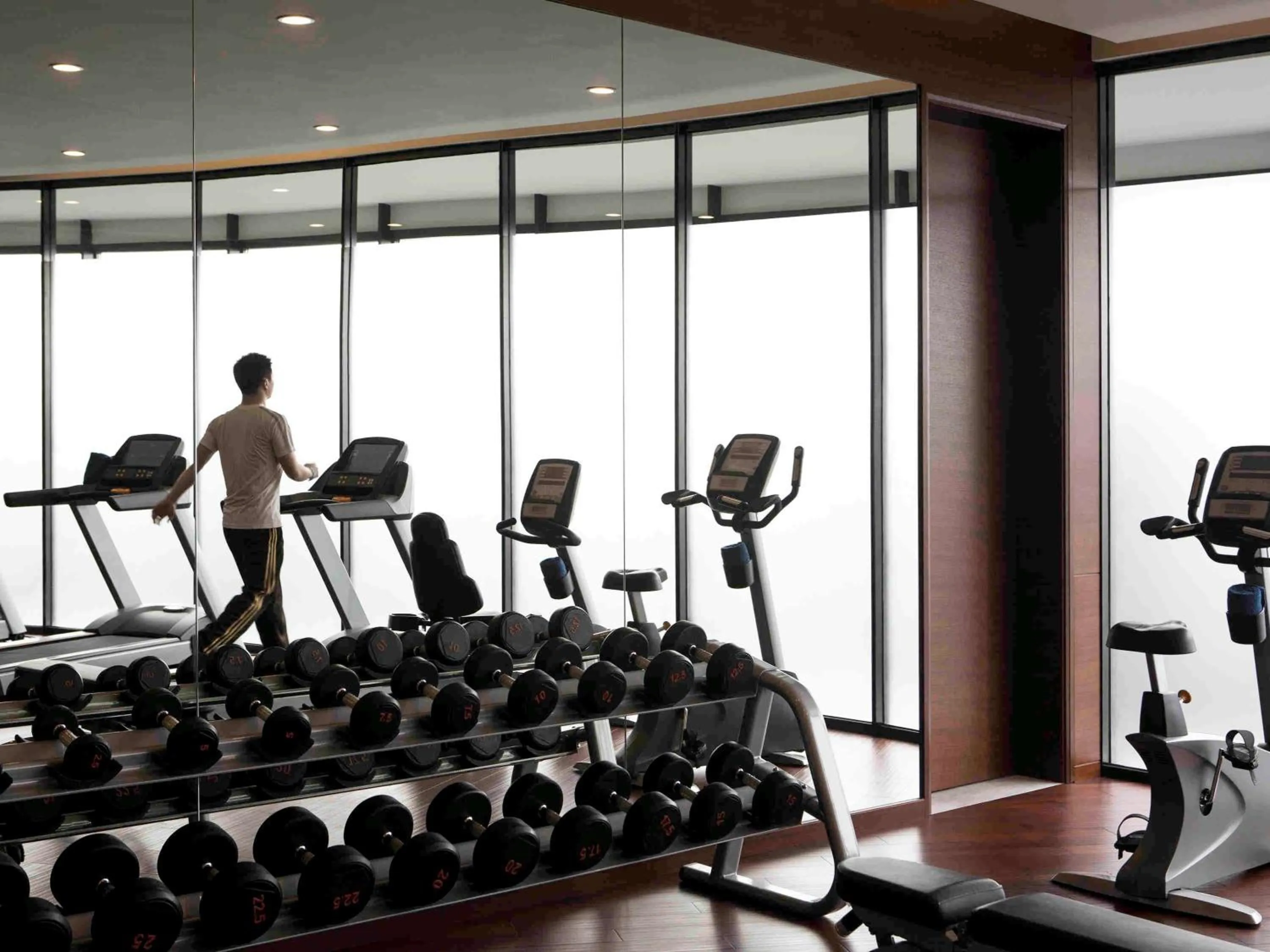 Fitness centre/facilities in Pullman Shanghai Xuhui