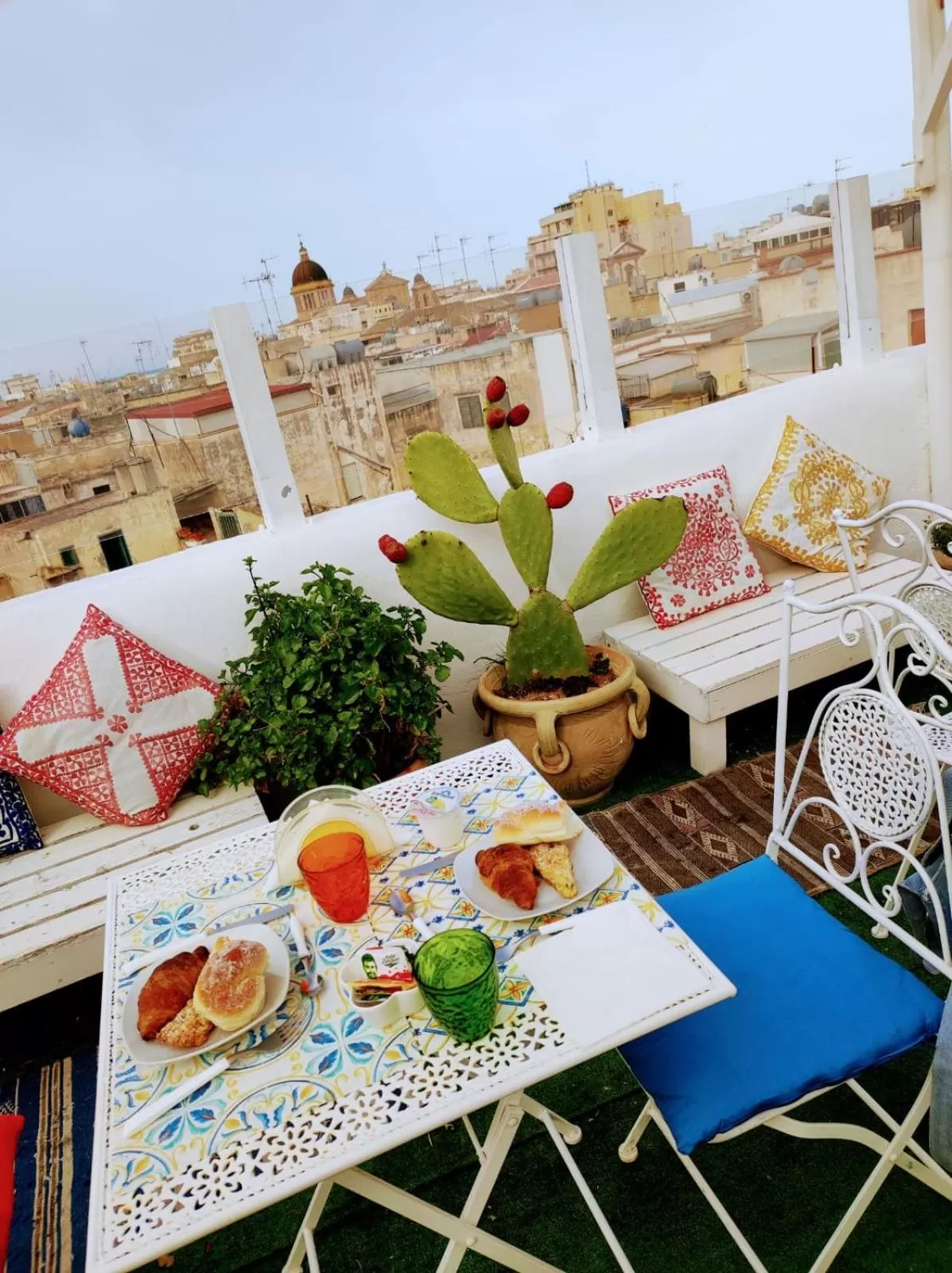 Due Passi Dal Centro