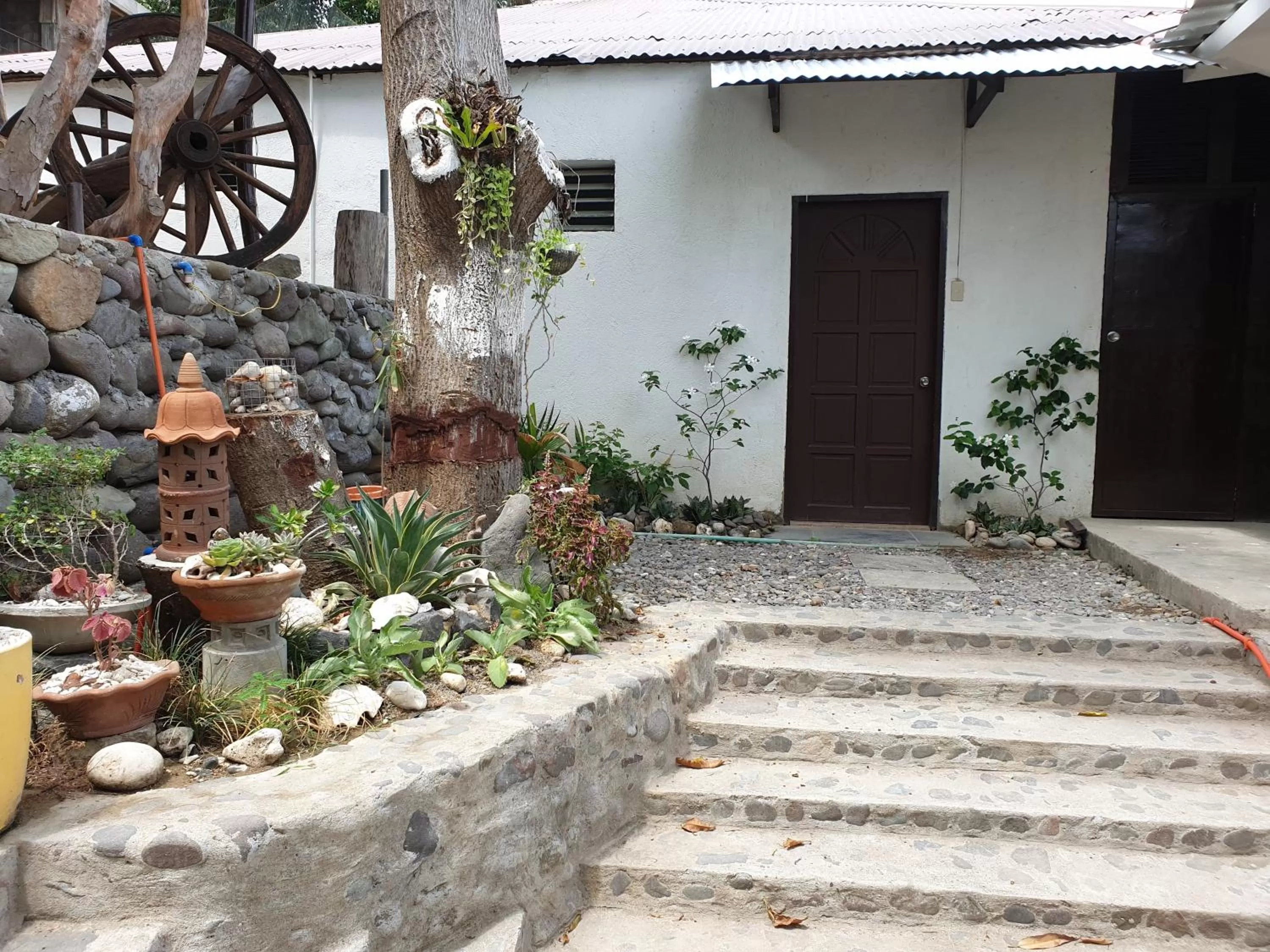 Raya Del Sol Dive Resort