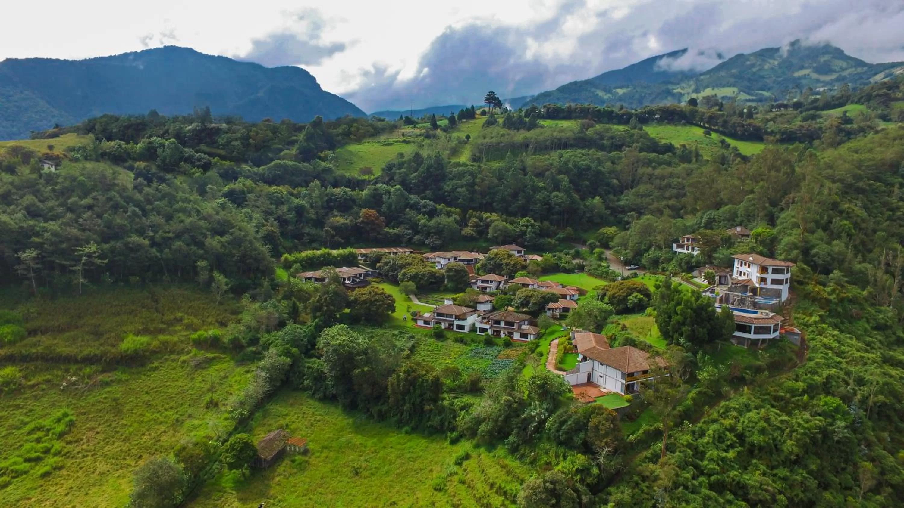 Property building, Bird's-eye View in Luna Volcán, Adventure SPA