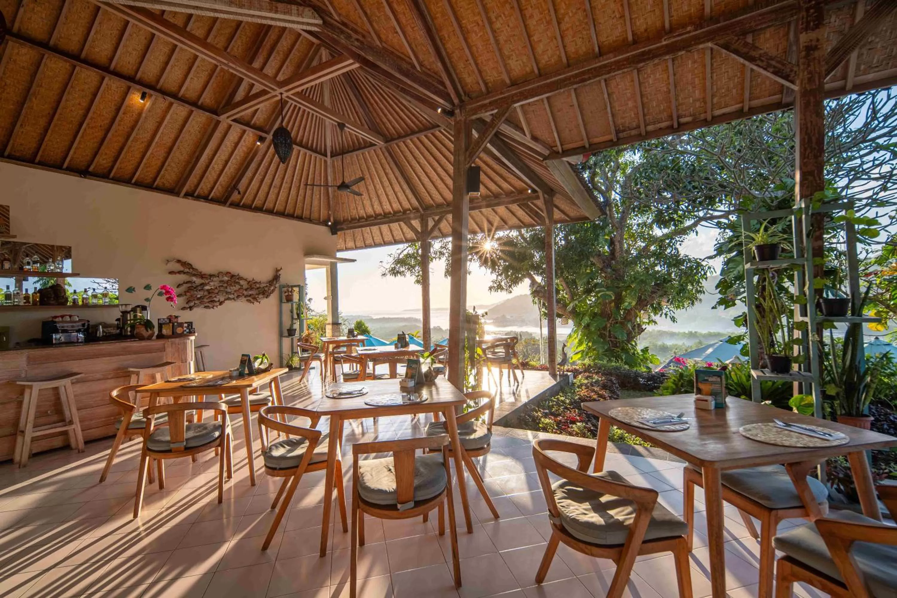 Restaurant/places to eat in The Acala Shri Sedana