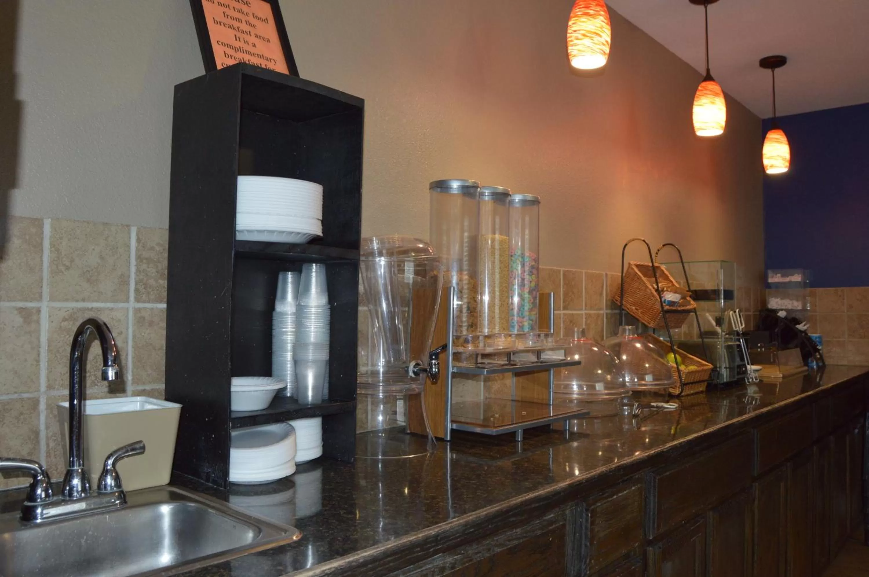 Food in Microtel Inn and Suites By Wyndham Miami OK