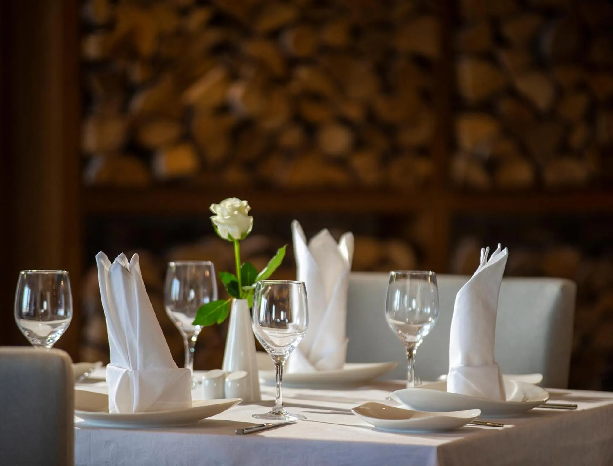 Restaurant/places to eat in Ezdan Palace Hotel