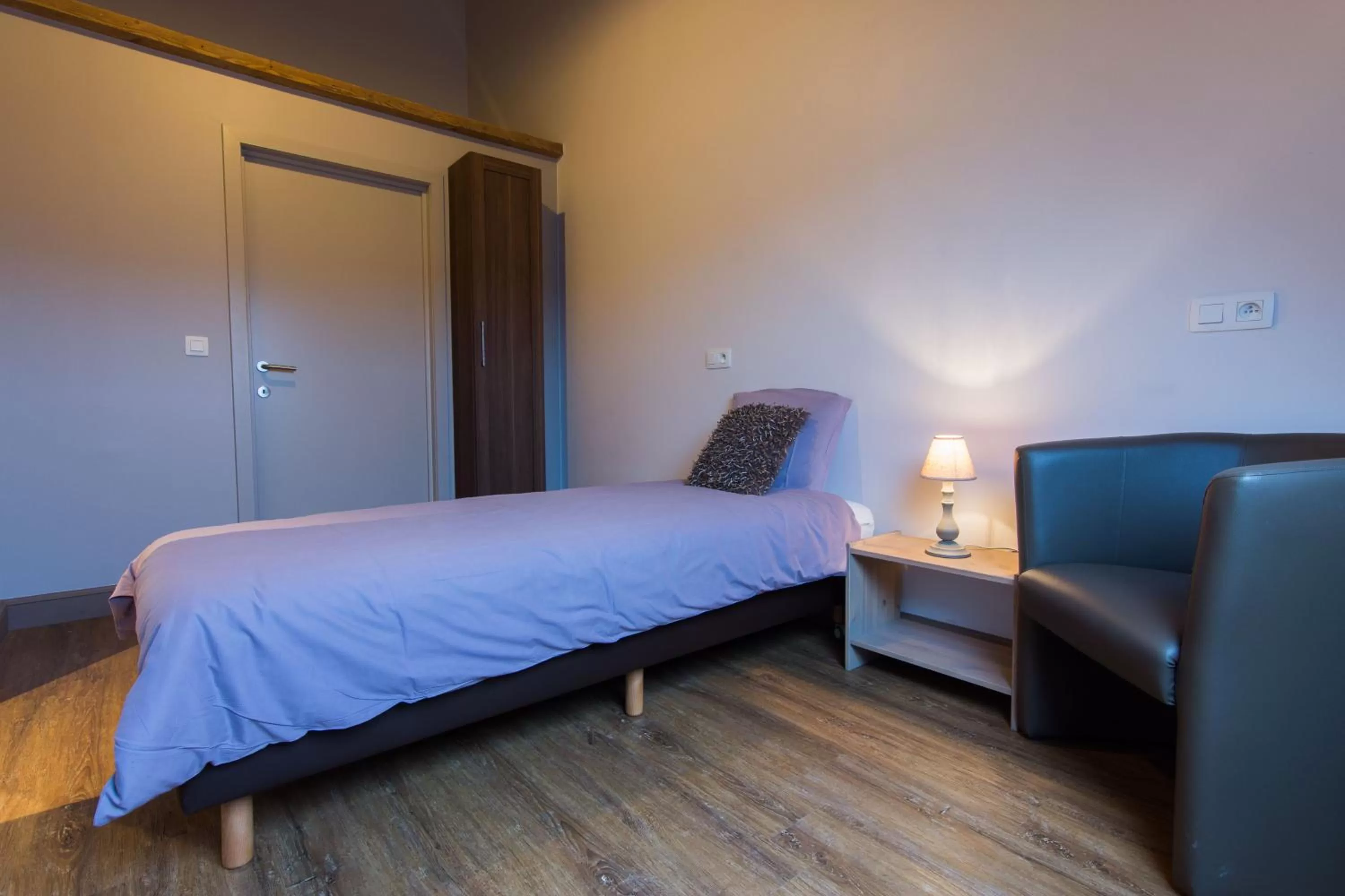 Bed in Oud Gemeentehuis