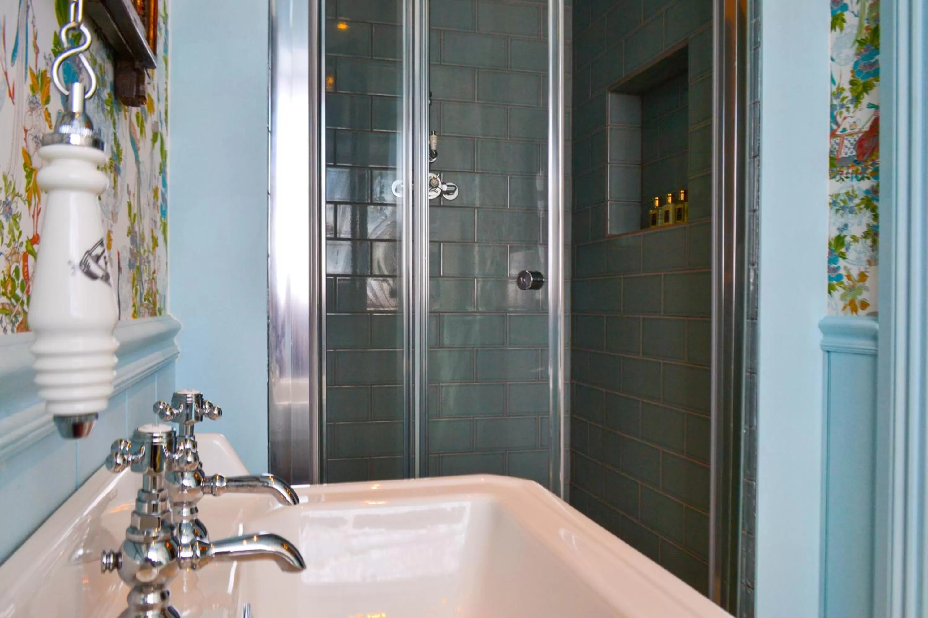 Bathroom in The Munches Room at Buittle Castle
