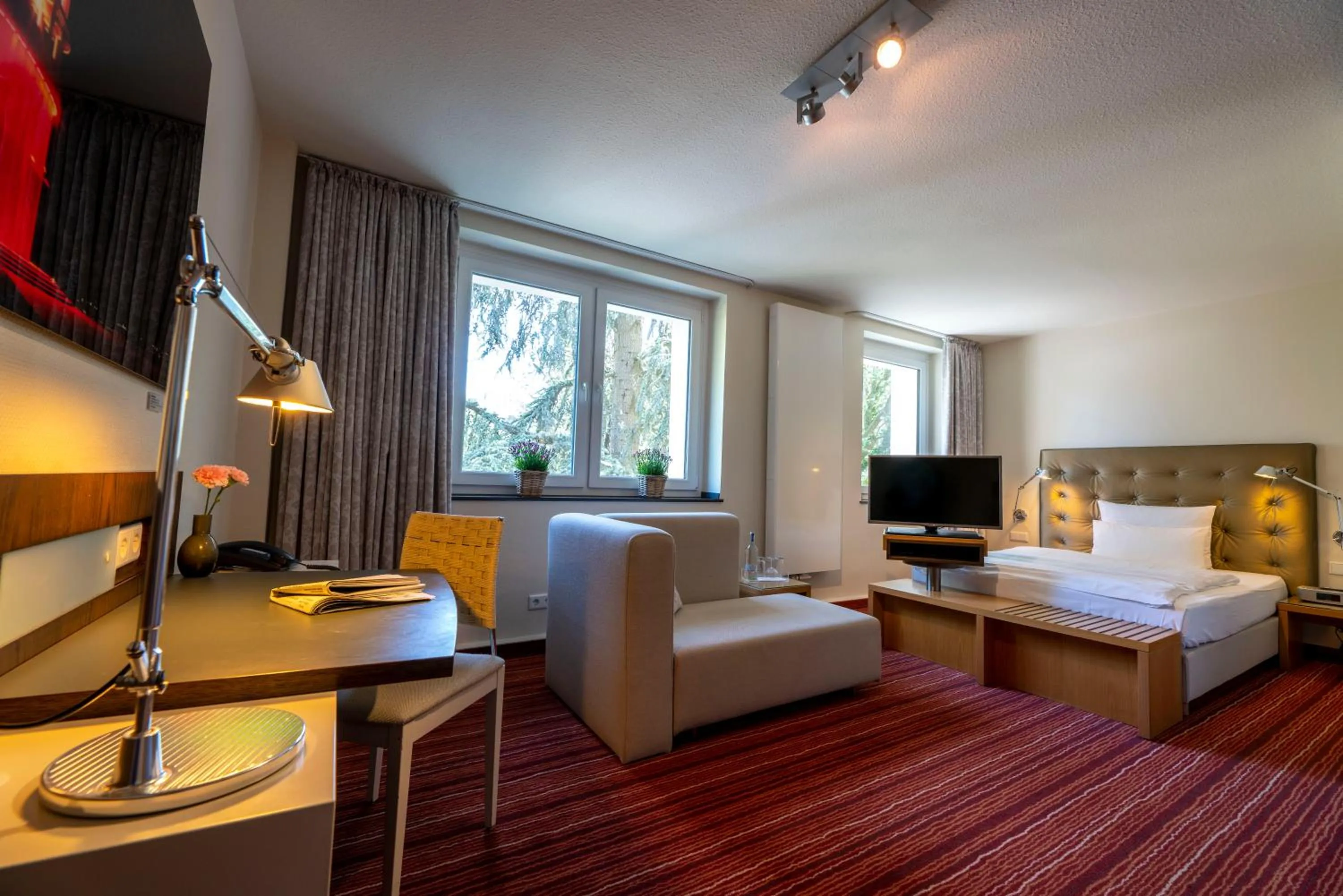 Photo of the whole room, Bed in Hotel An der Gruga