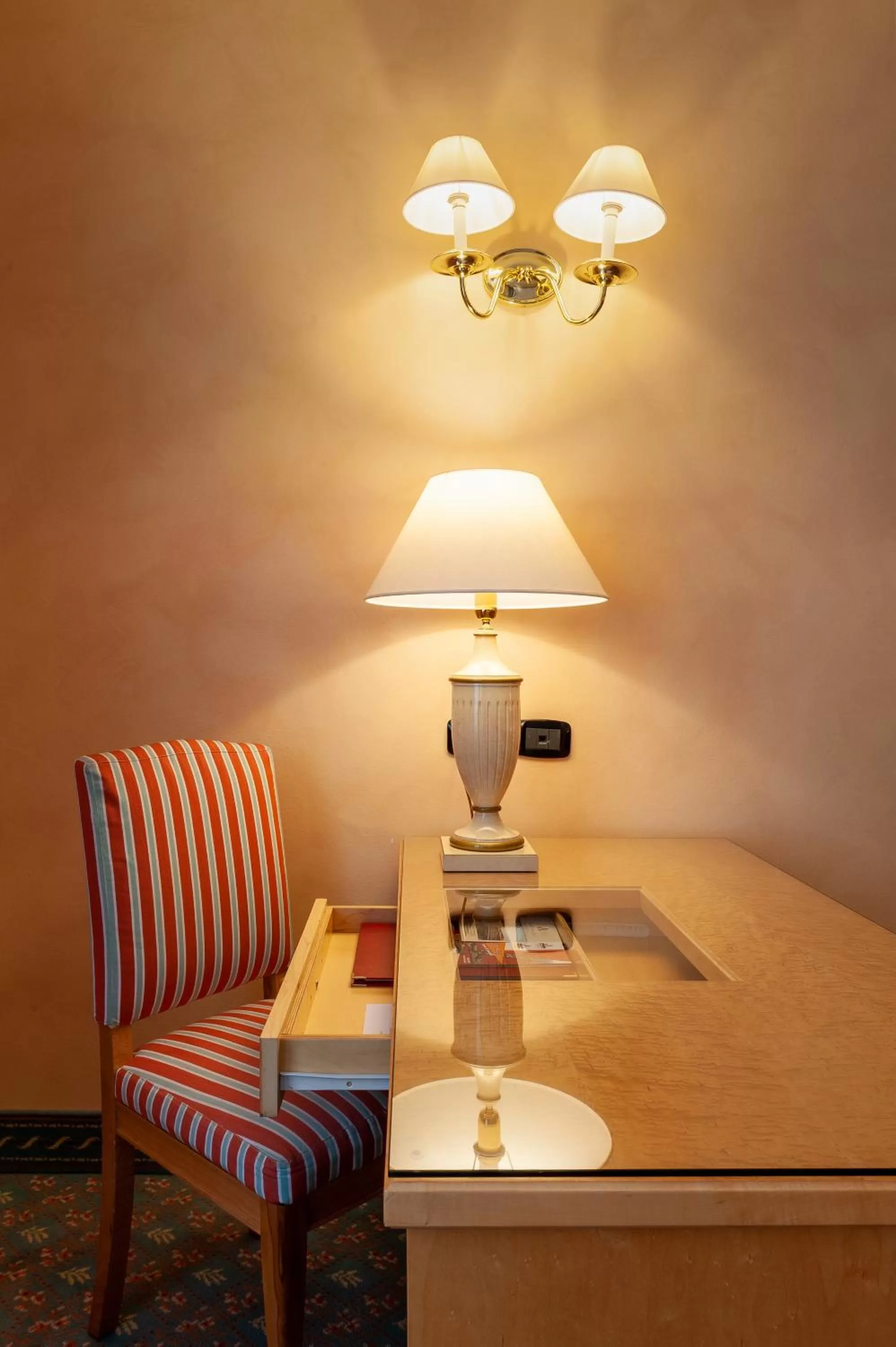 Seating area in Agora' Palace Hotel