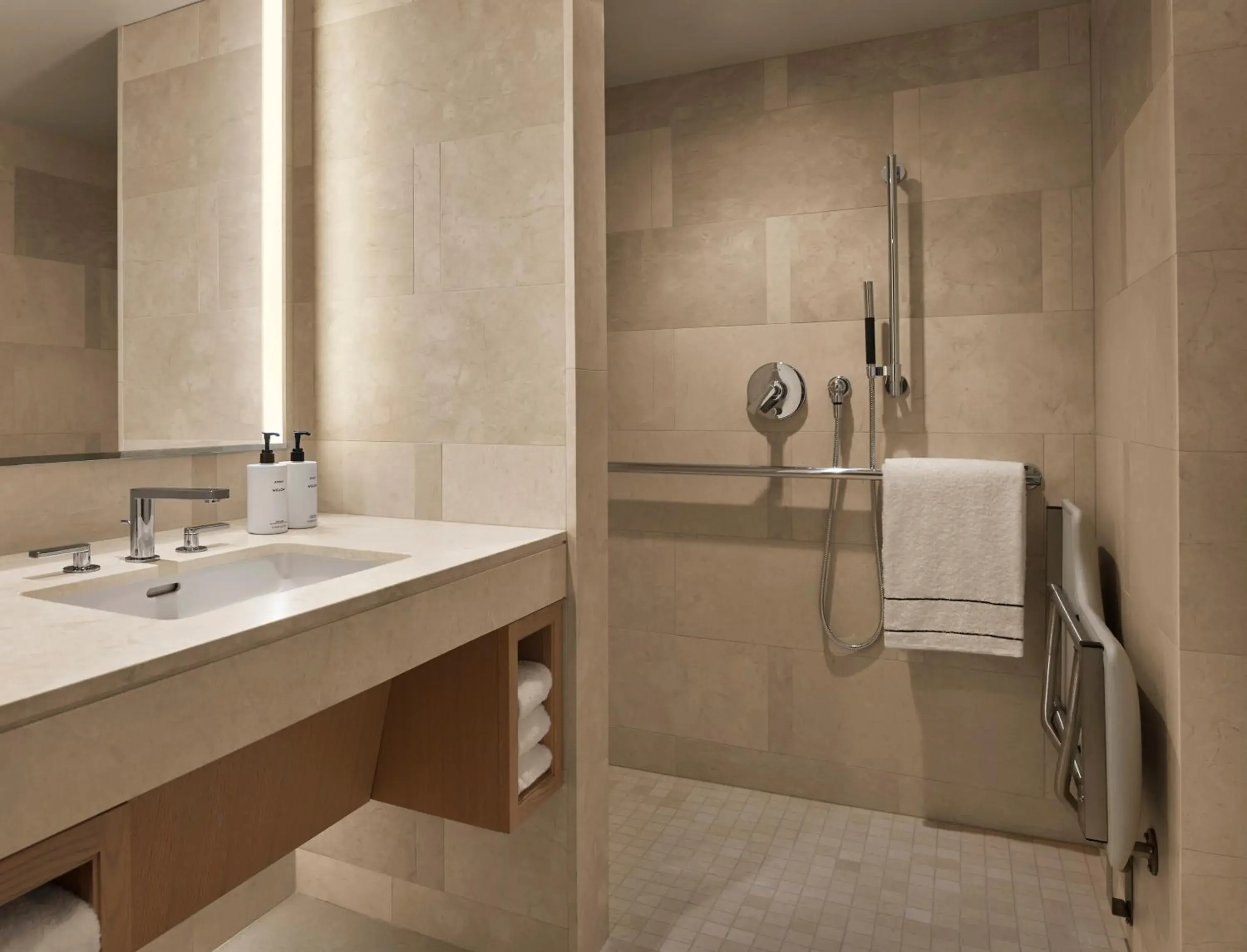 Park View Two Queen Beds With Roll-In ADA Shower in The Newbury Boston Park View Two Queen Beds With Roll-In ADA Shower in The Newbury Boston