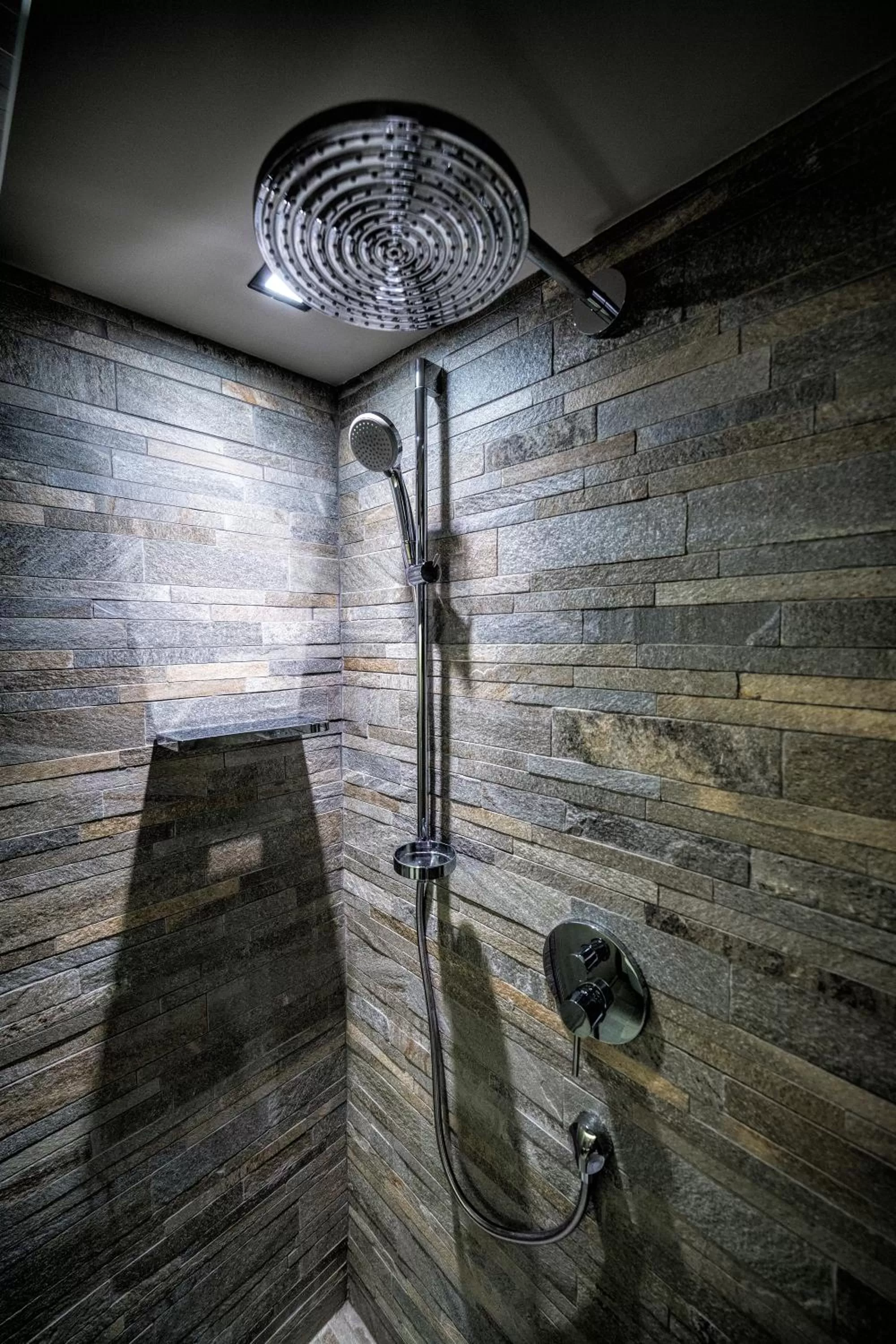 Shower in Relais Metelli