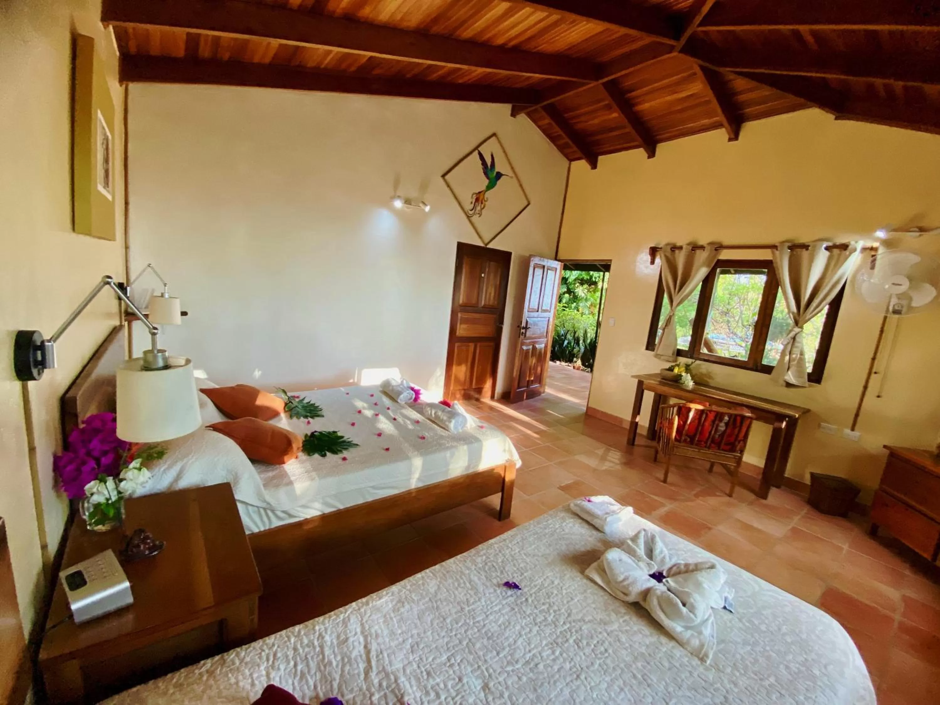 Bed in El Mirador Glamping & Apartments & Woodhouse & Swimingpool