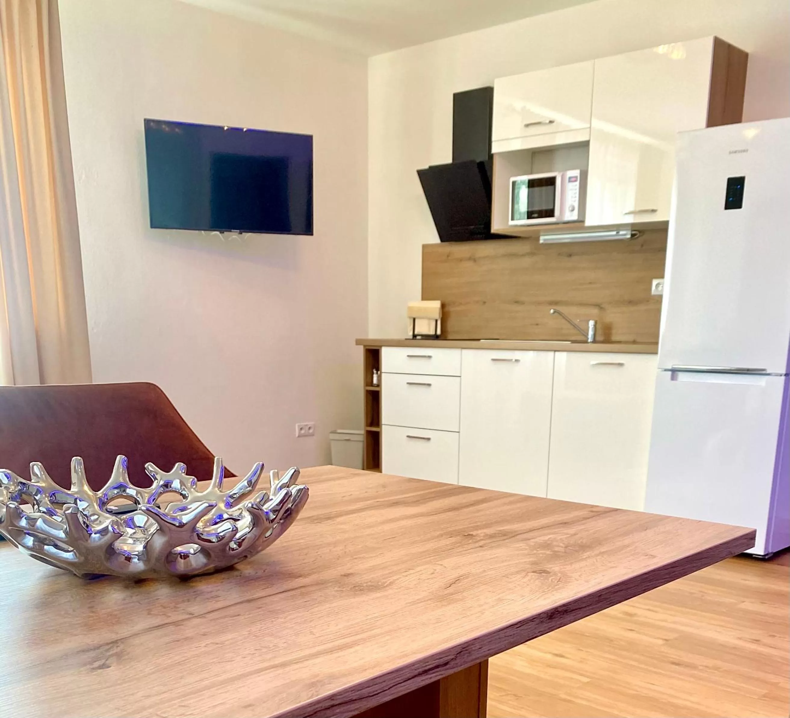 Kitchen or kitchenette in WX Hotel