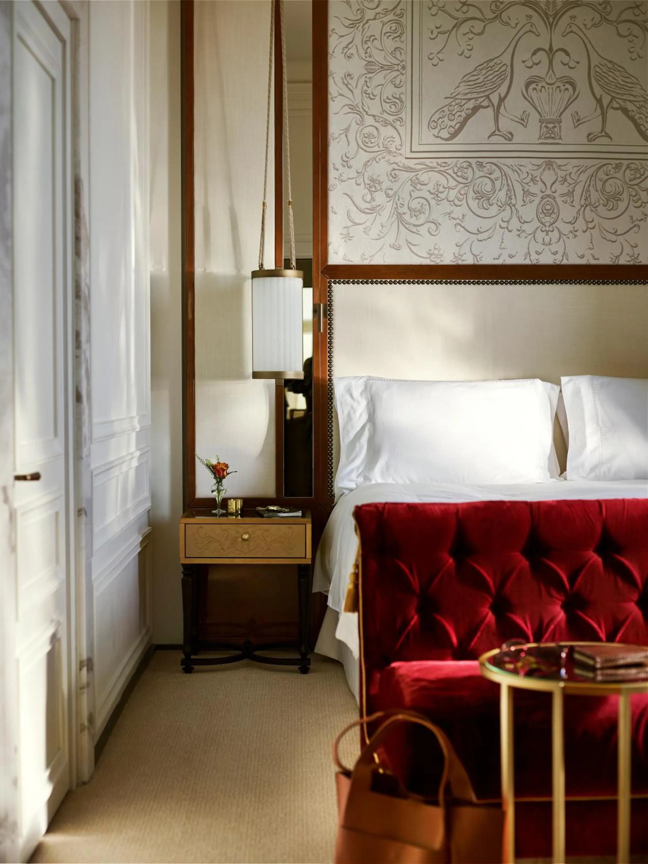 Bedroom, Bed in Hotel Eden - Dorchester Collection
