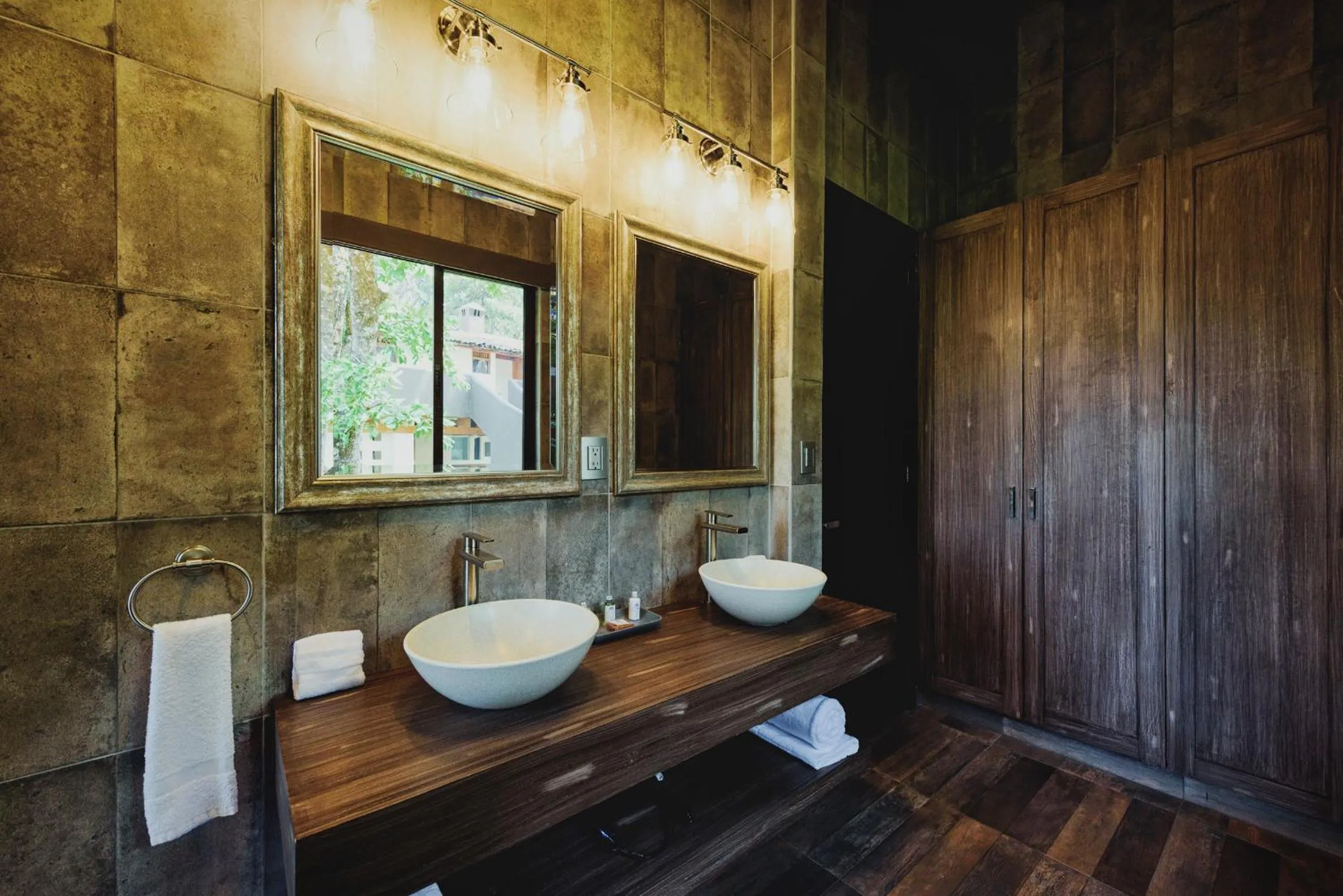 Bathroom in Loto Azul Resort & Spa