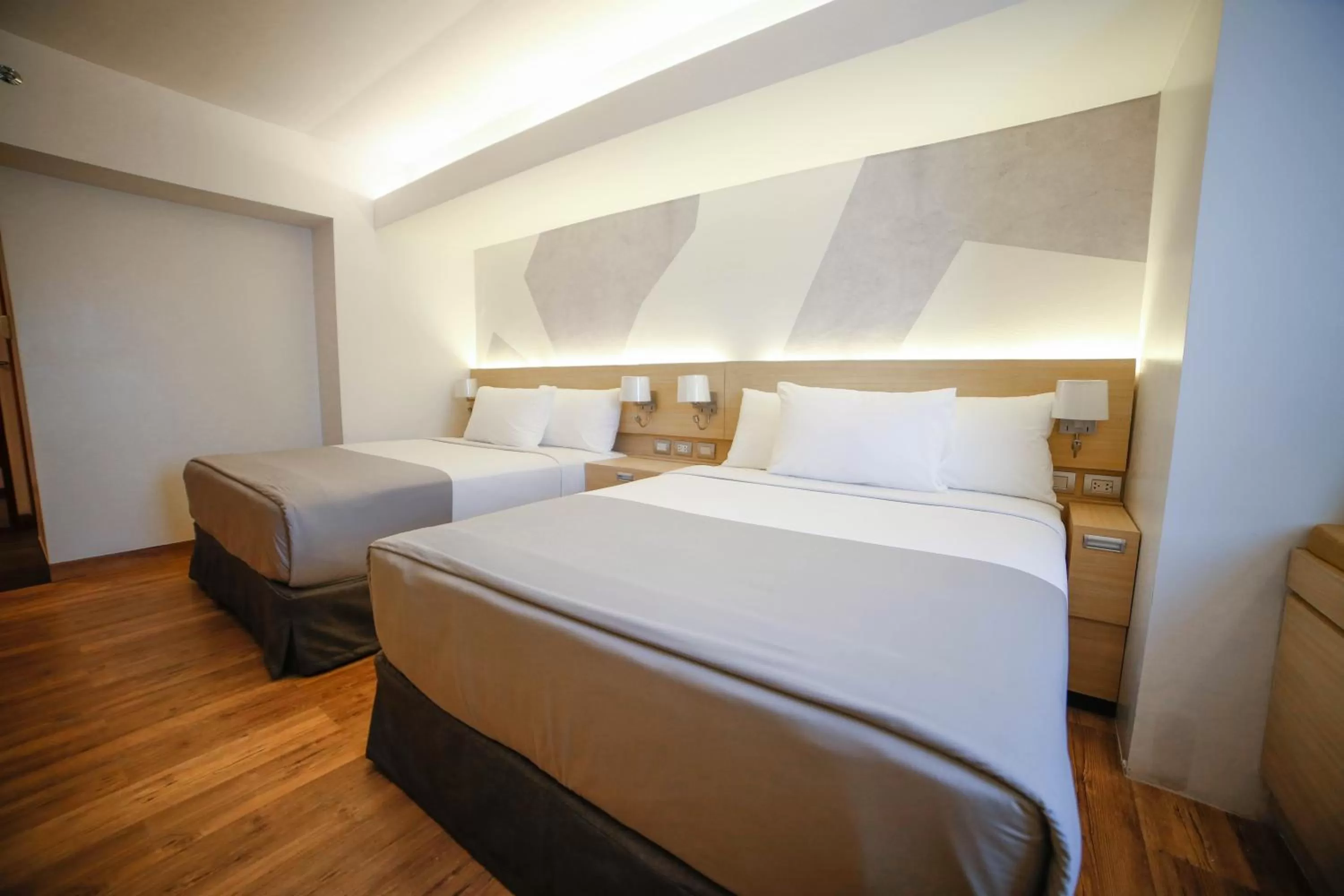 Bed in TRYP by Wyndham Mall of Asia Manila