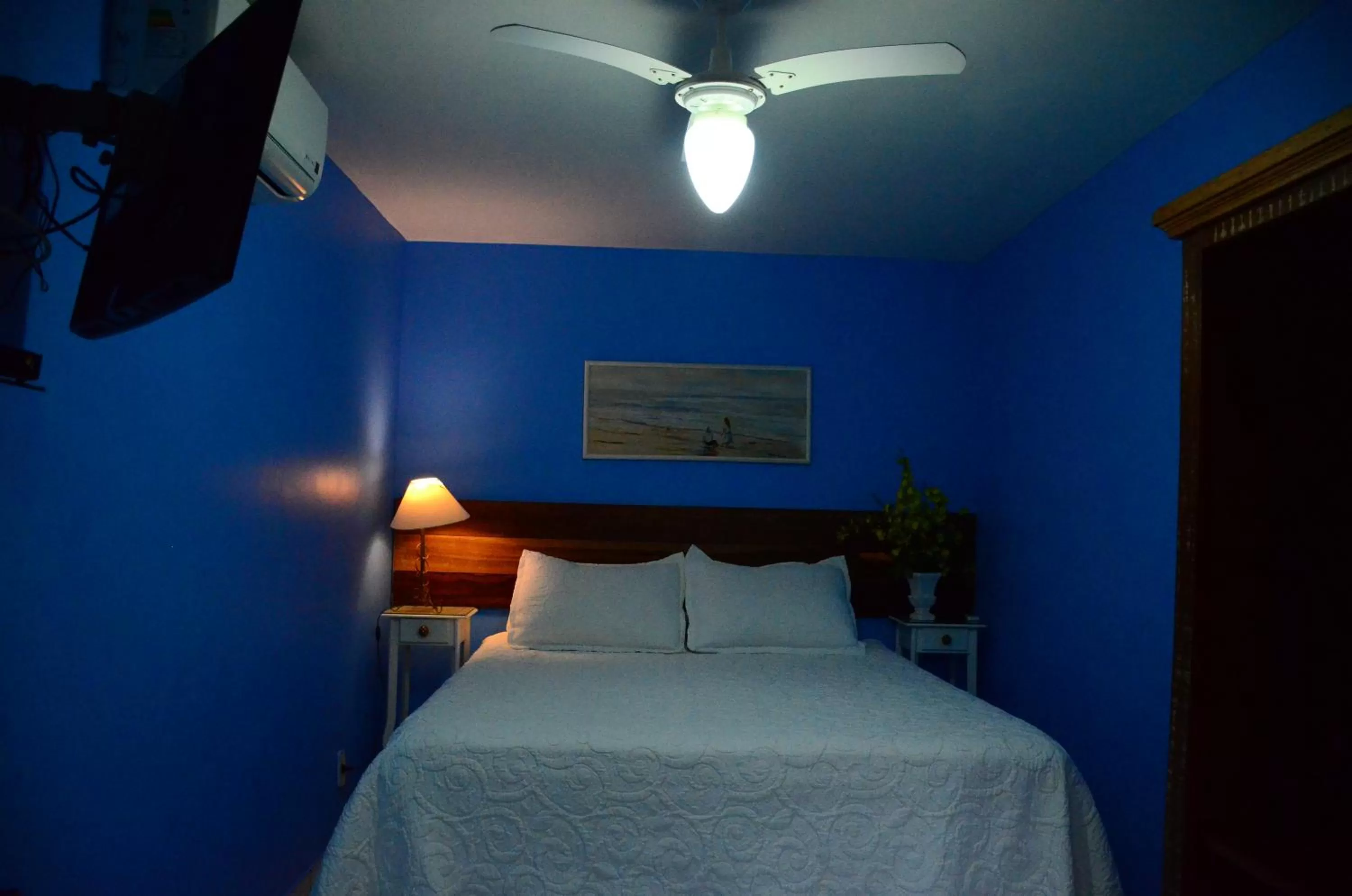 Photo of the whole room, Bed in Star Búzios Pousada