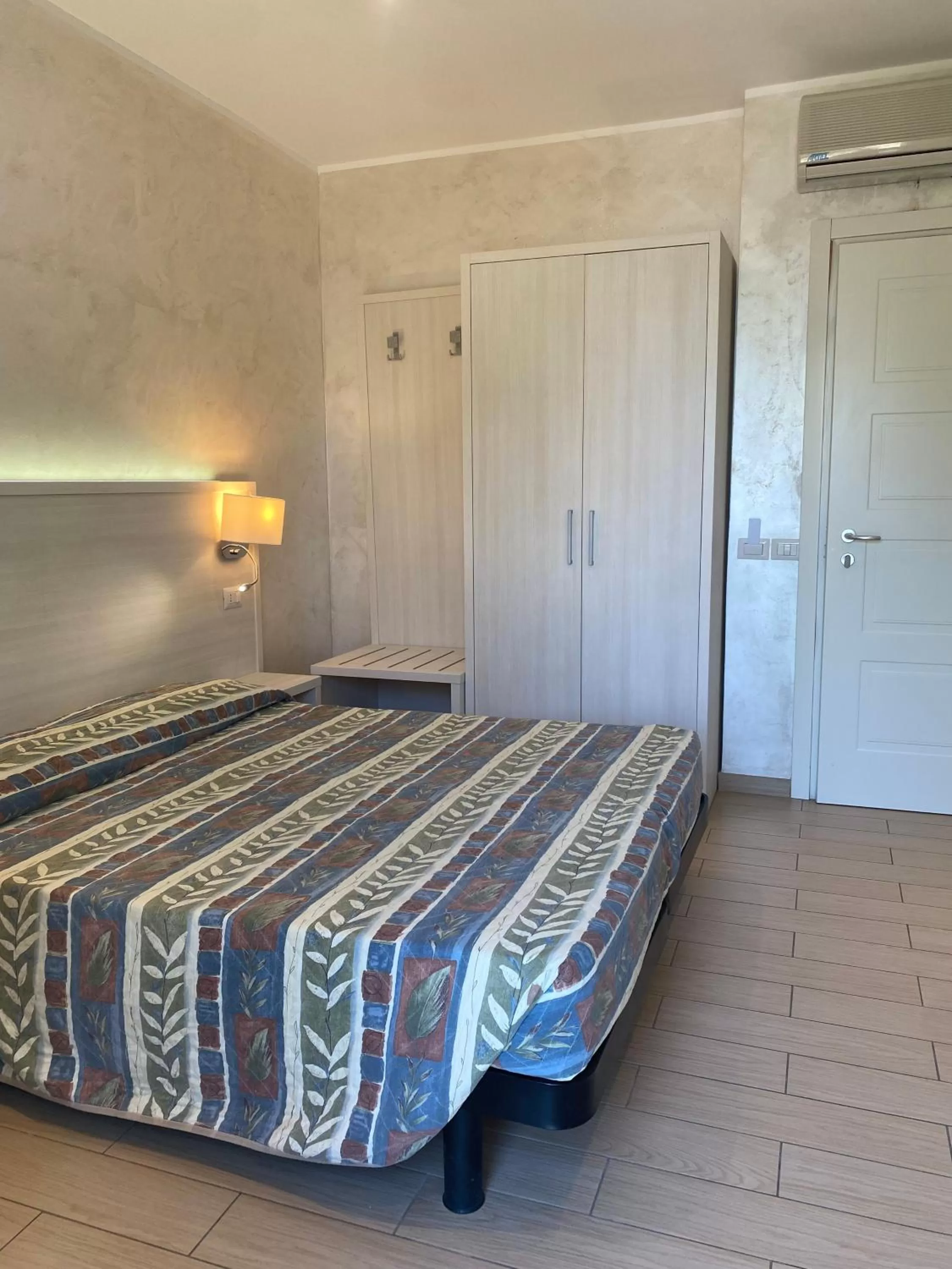 Bedroom, Bed in Marina Beach Suite Hotel