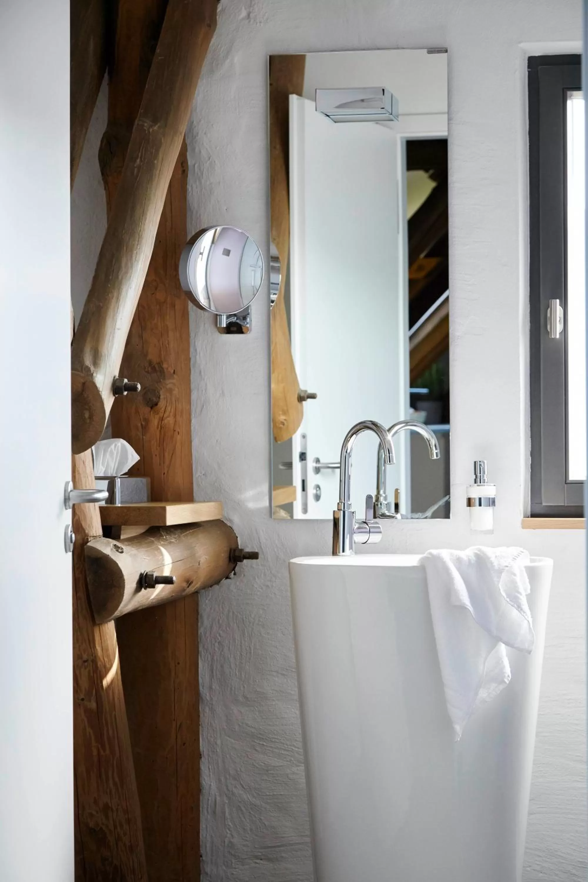 Bathroom in meinwolfsburg hotel auf dem rittergut vormals Yard Boarding Hotel