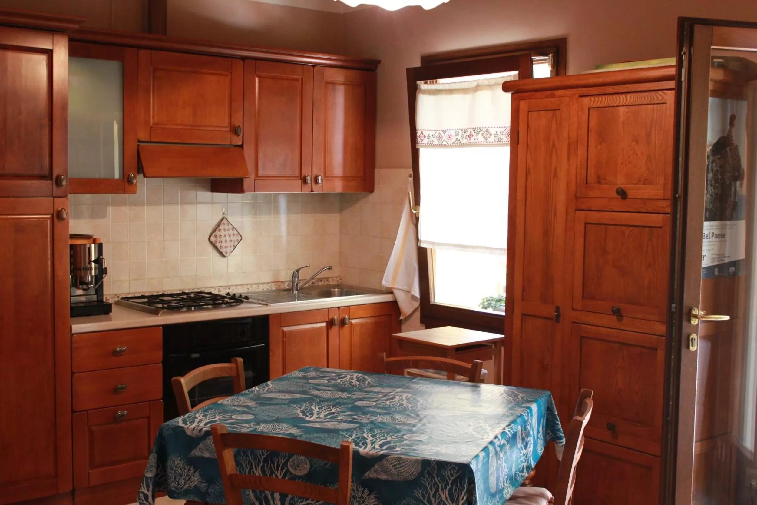 Communal kitchen, Kitchen/Kitchenette in B&B Al Borgo