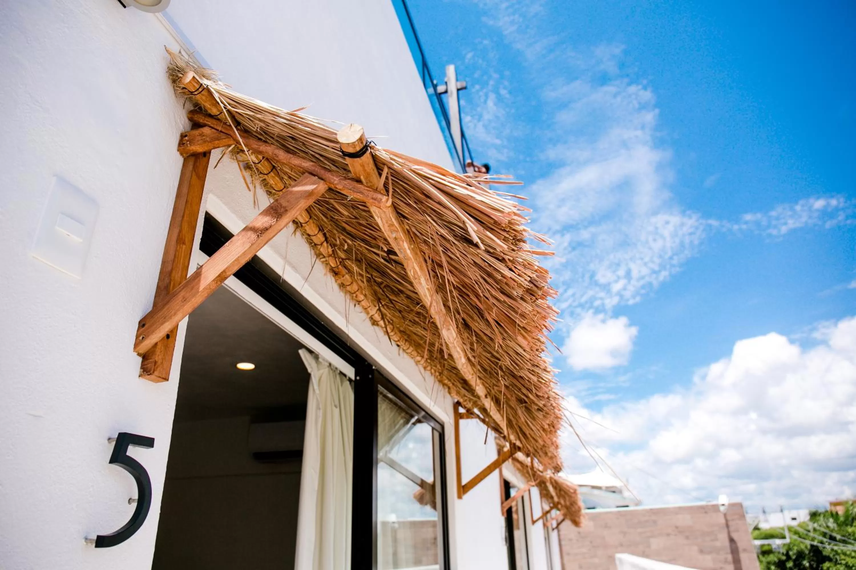 Balcony/Terrace in Maui hostel playa del carmen