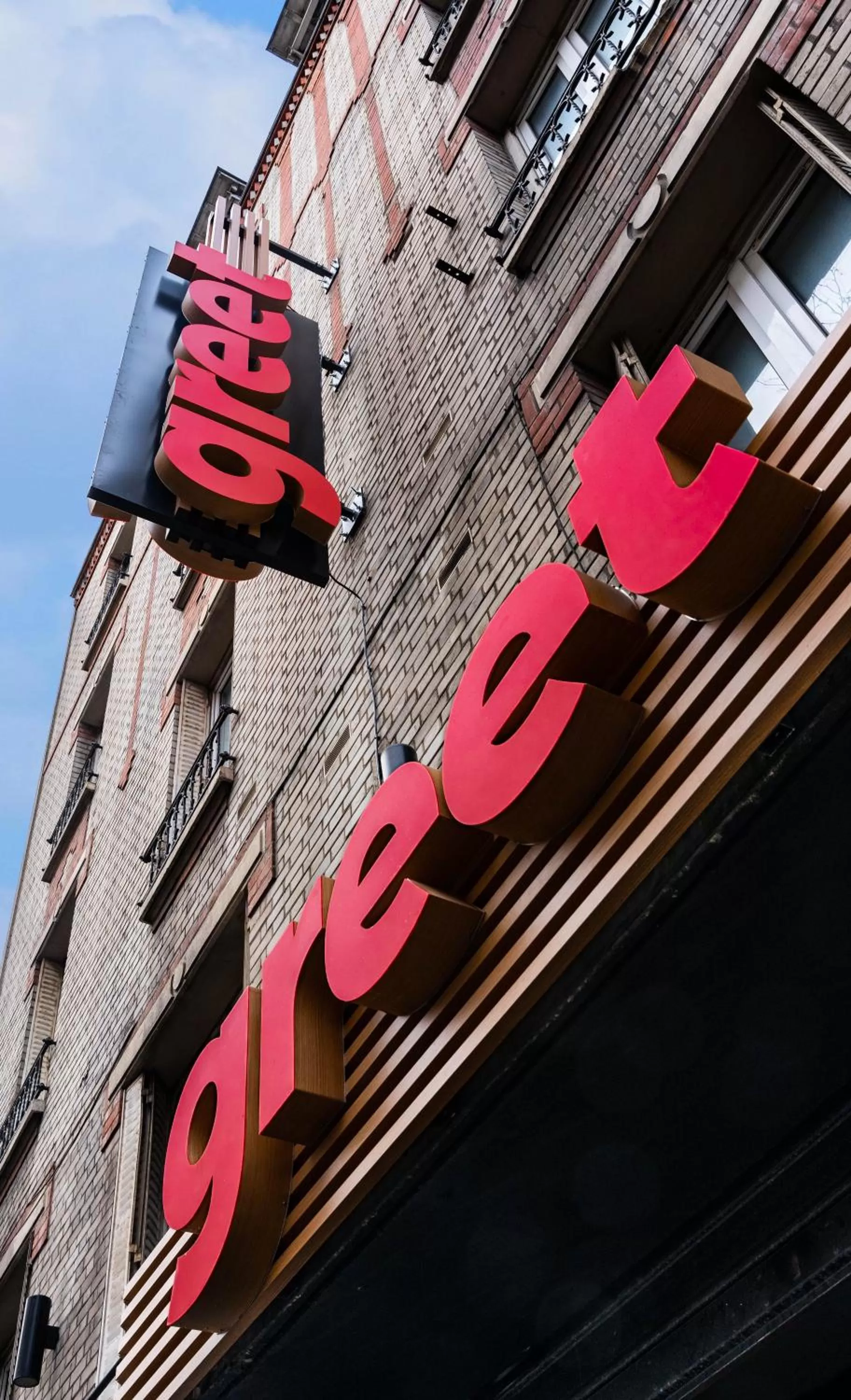 Facade/entrance in Greet Boulogne Billancourt Paris